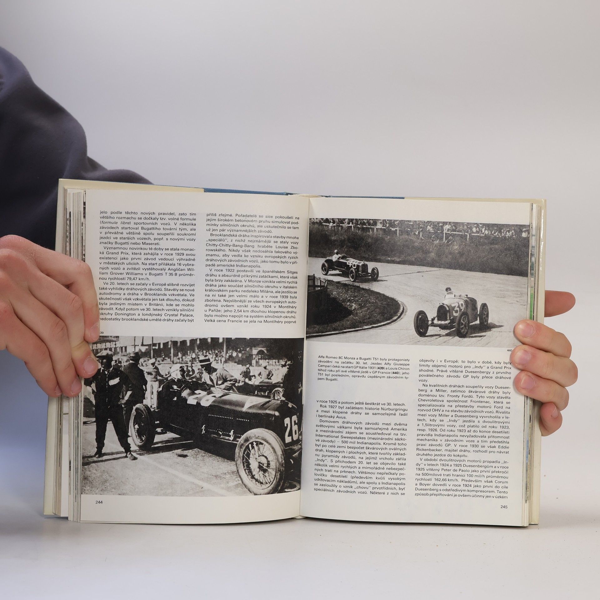 Graham Macbeth Velký obrazový atlas automobilu