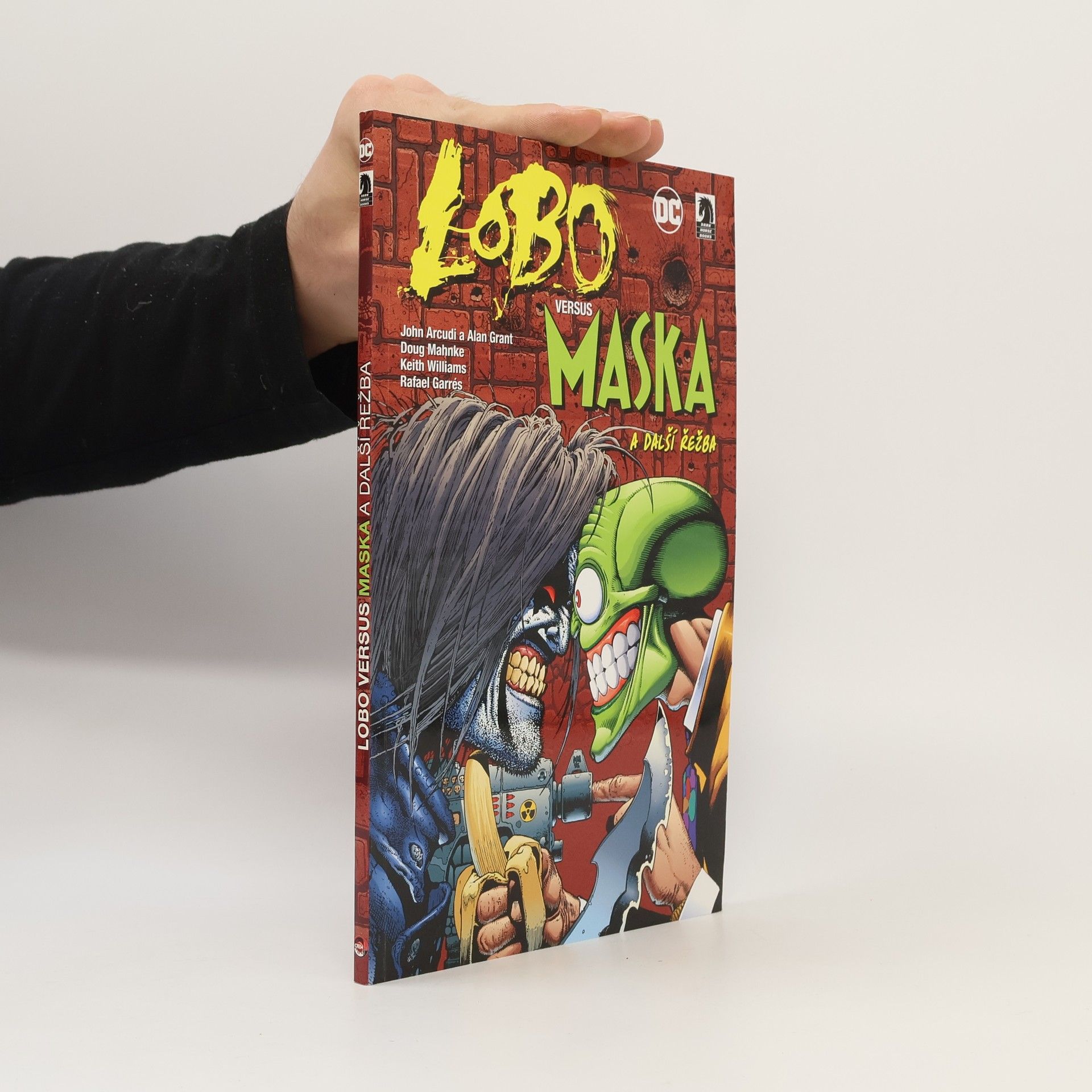 Lobo versus Maska a další řežba