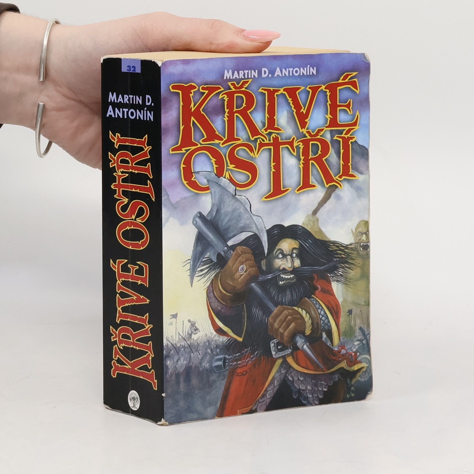 Martina D. Antonínová Křivé ostří