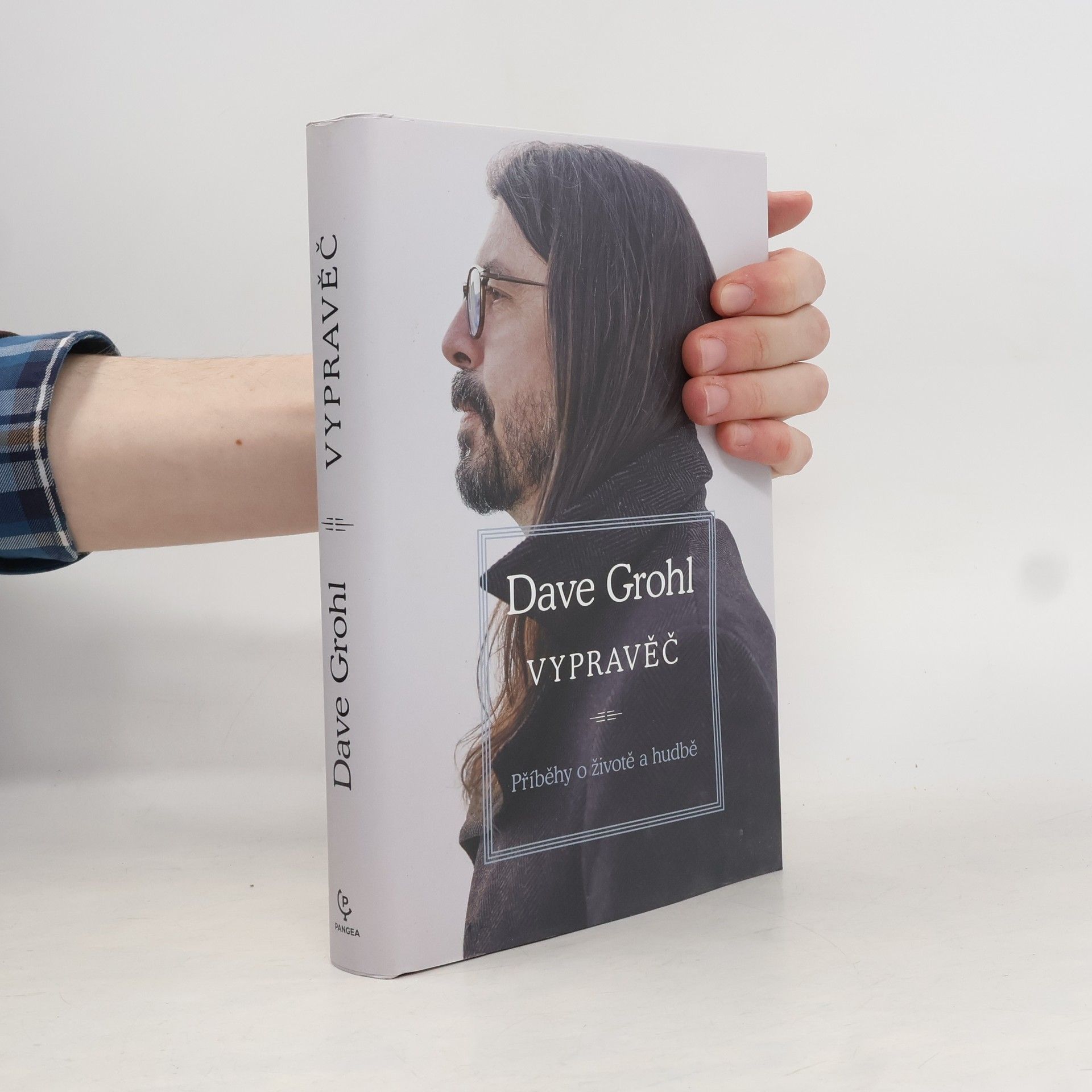 Dave Grohl Vypravěč : příběhy o životě a hudbě