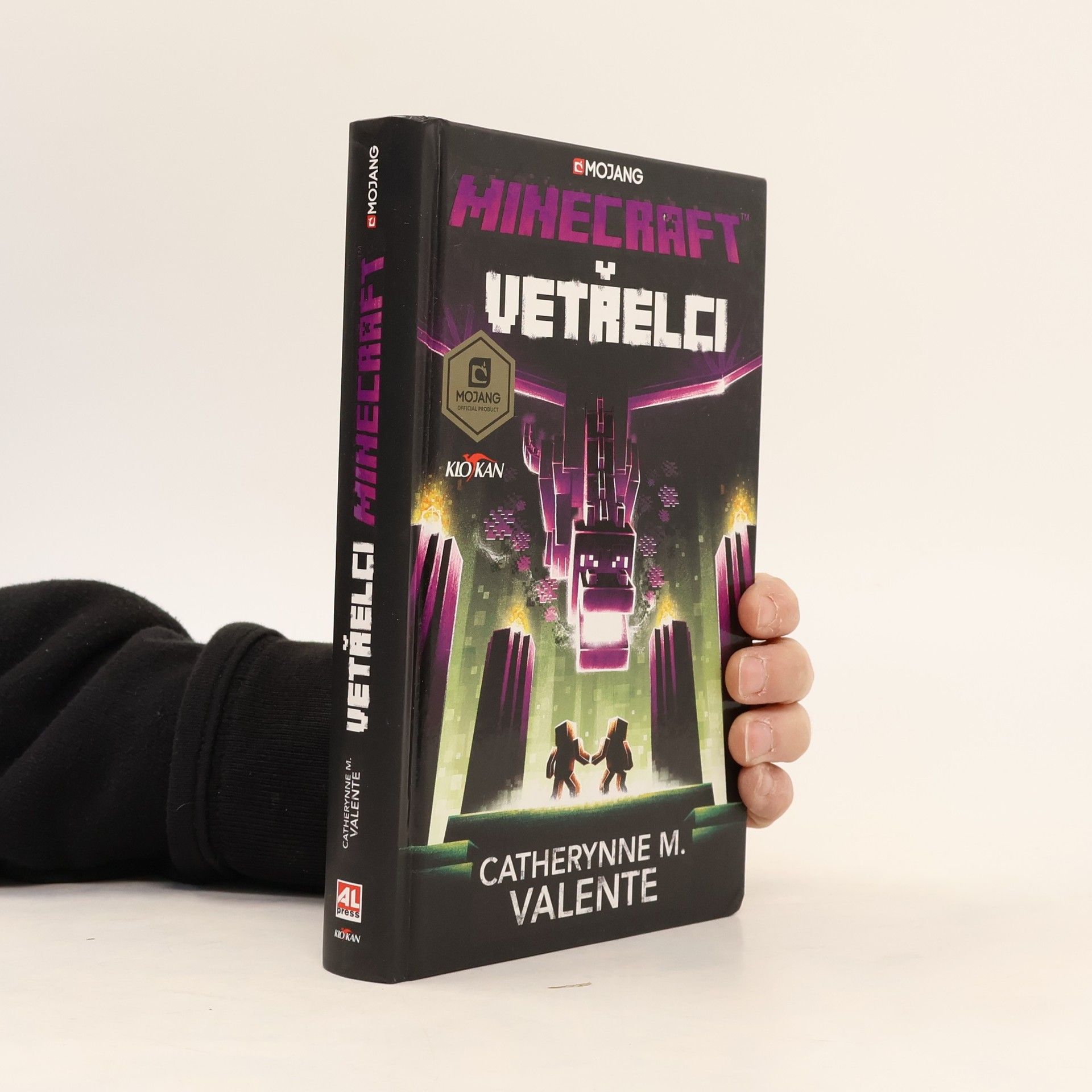 Catherynne M. Valente Vetřelci