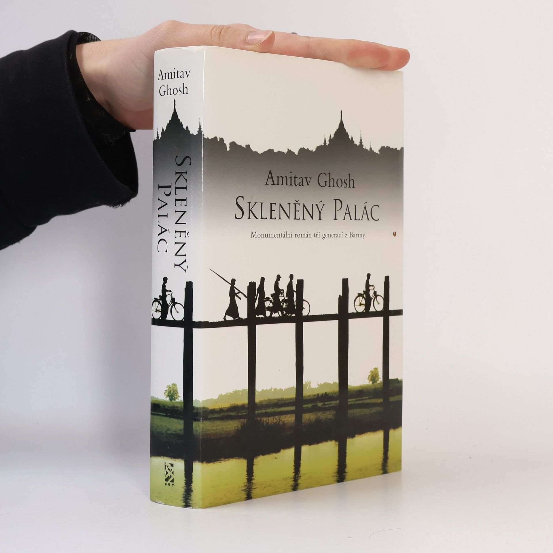 Amitav Ghosh Skleněný palác. Monumentální román tří generací z Barmy