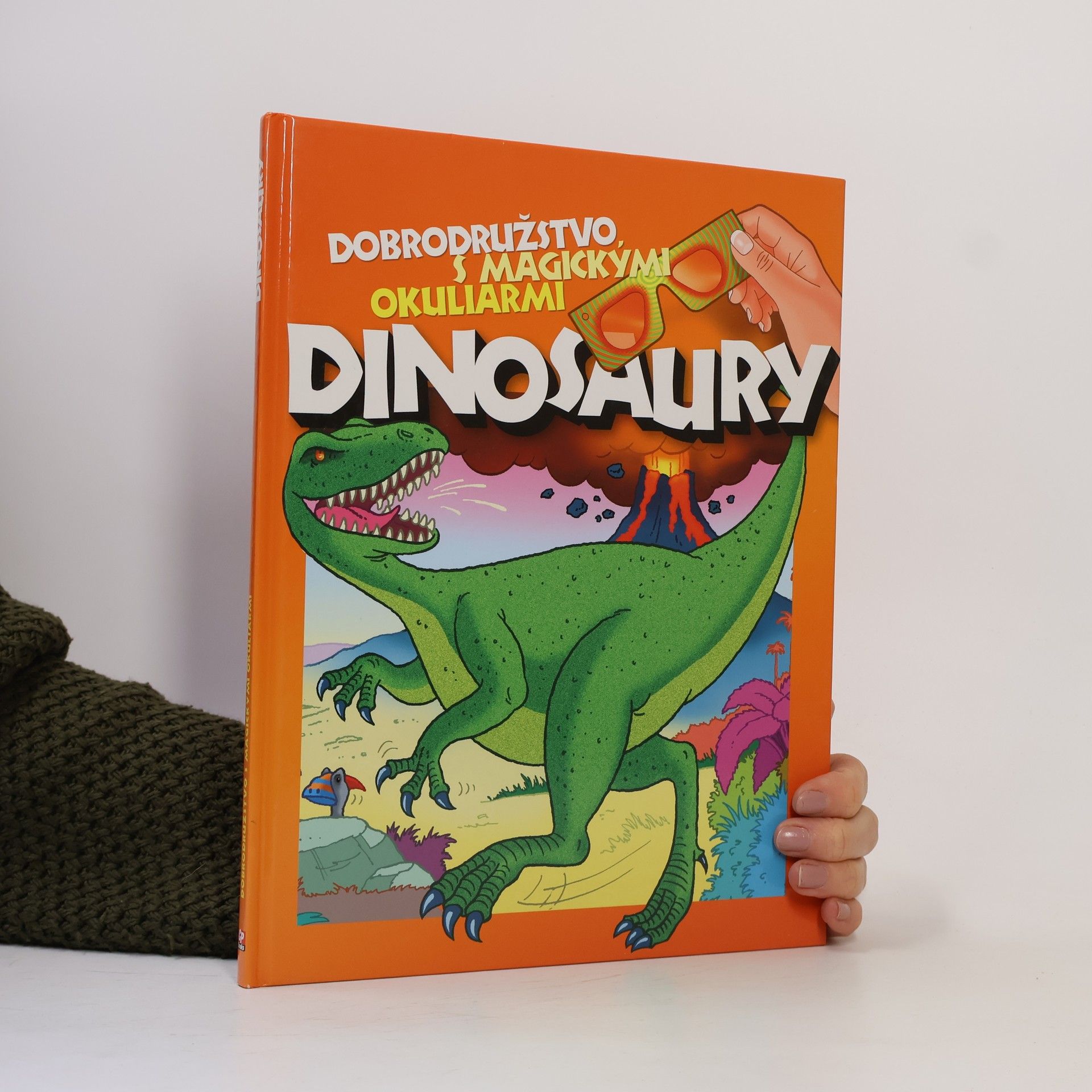 Suzie Starke Dinosaury