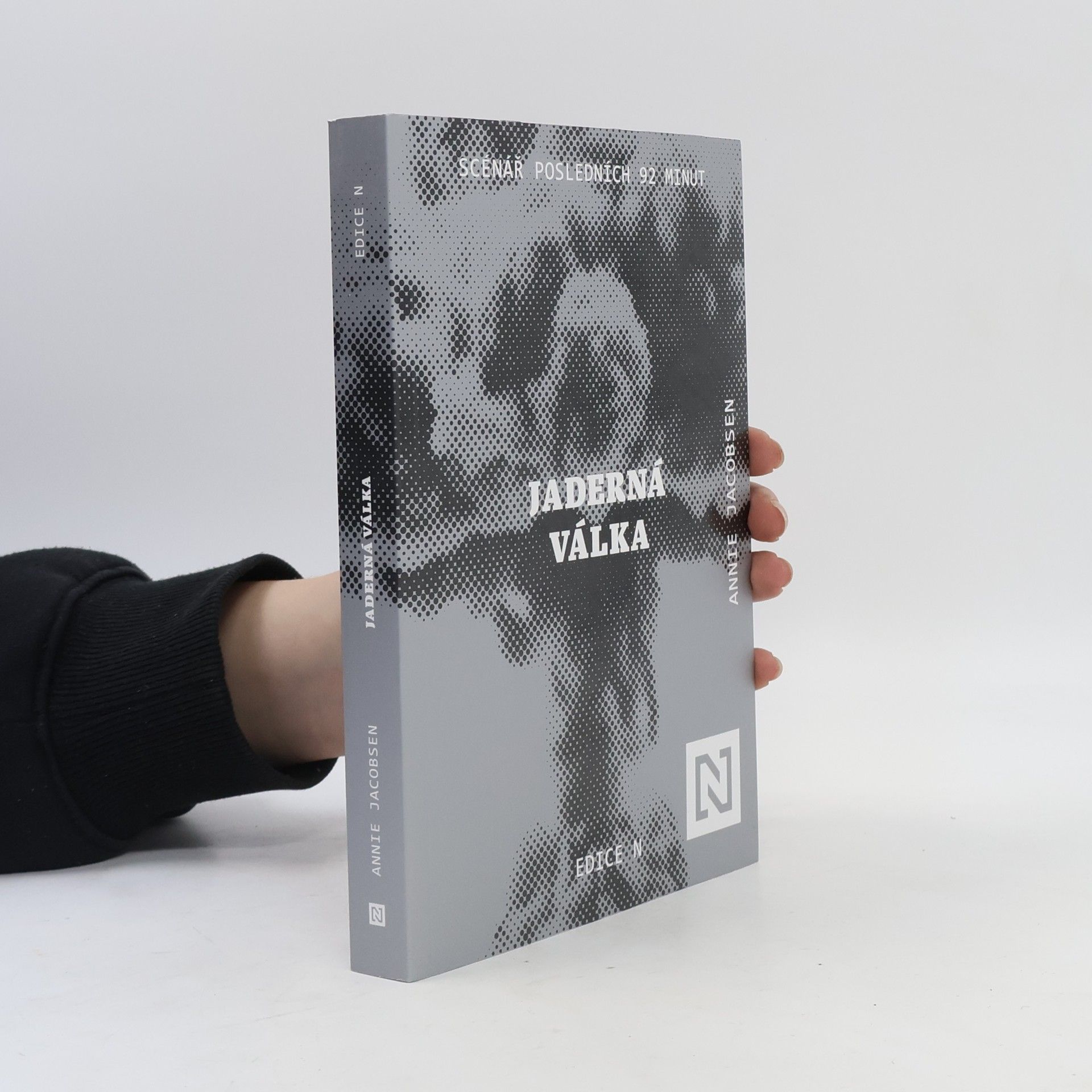 Tereza Kubíčková Jaderná válka: Scénář posledních 92 minut