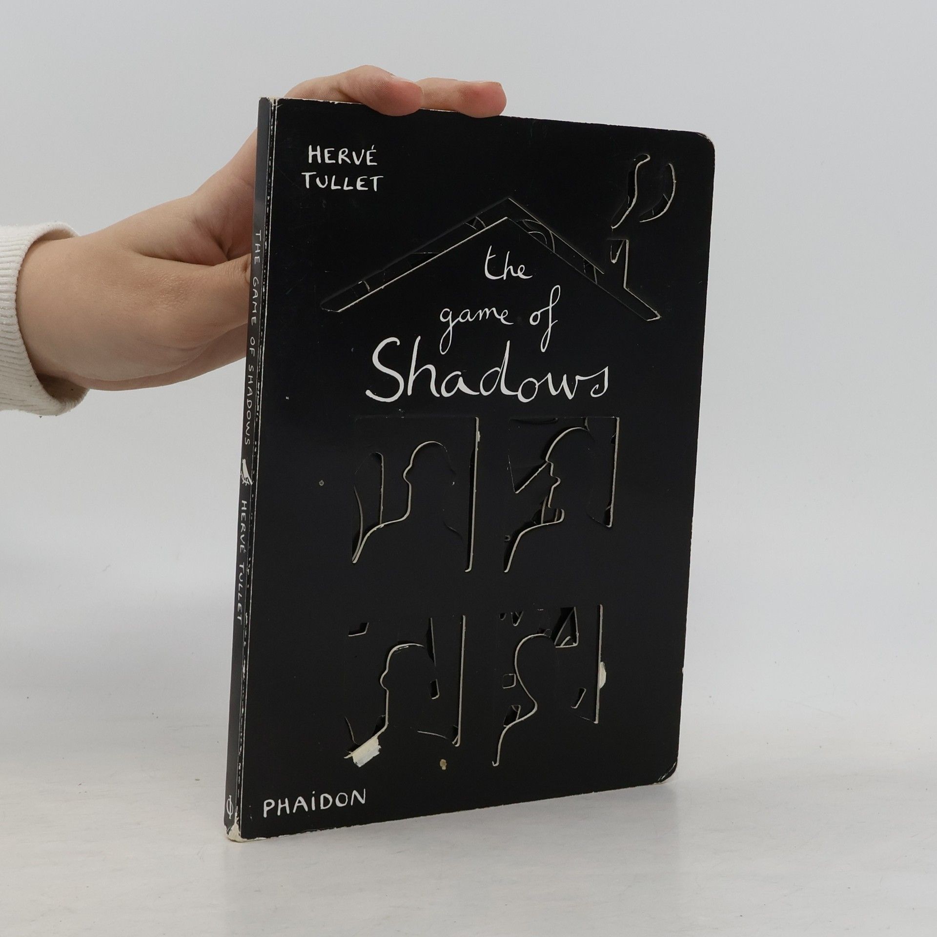 Hervé Tullet The game of shadows