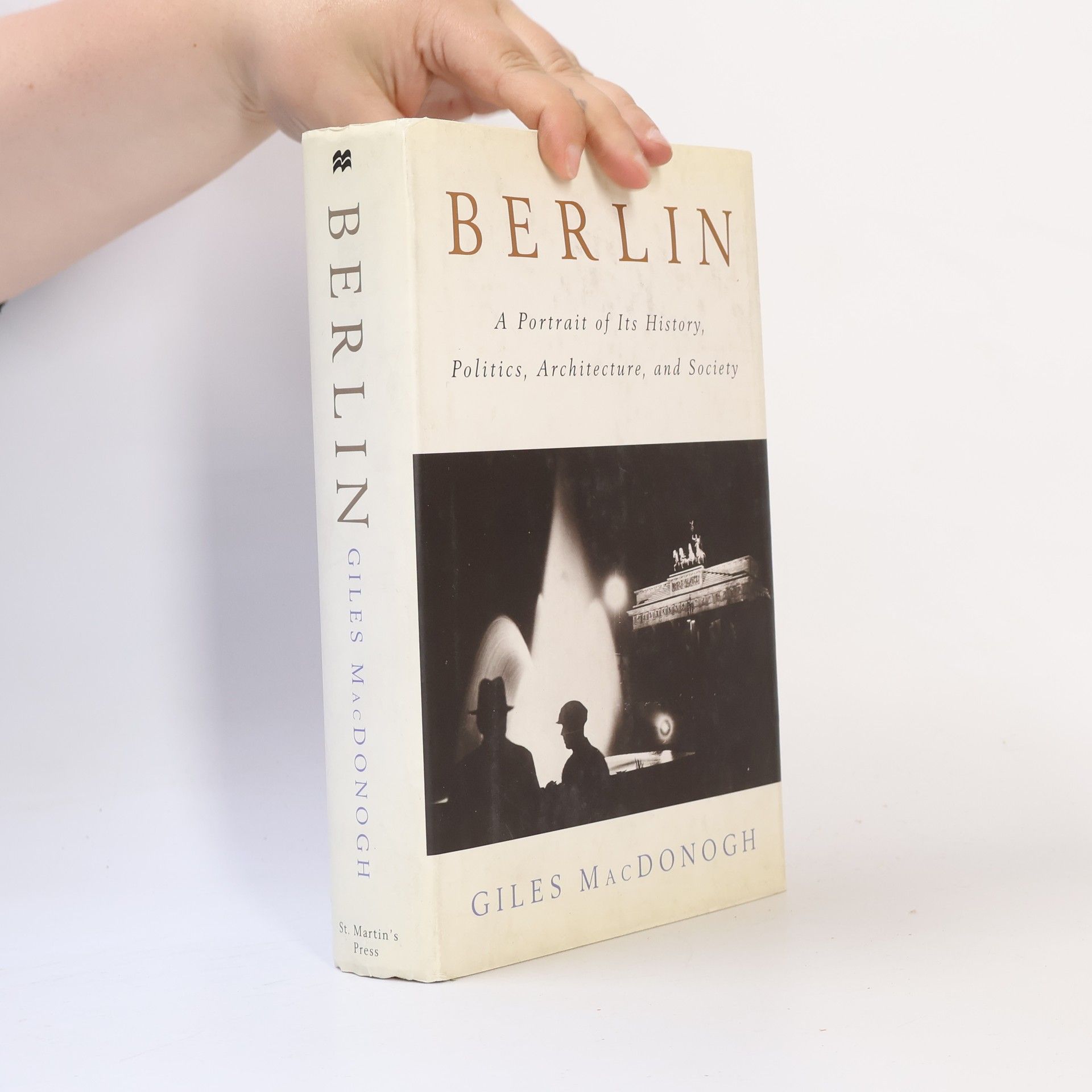 Giles MacDonogh Berlin