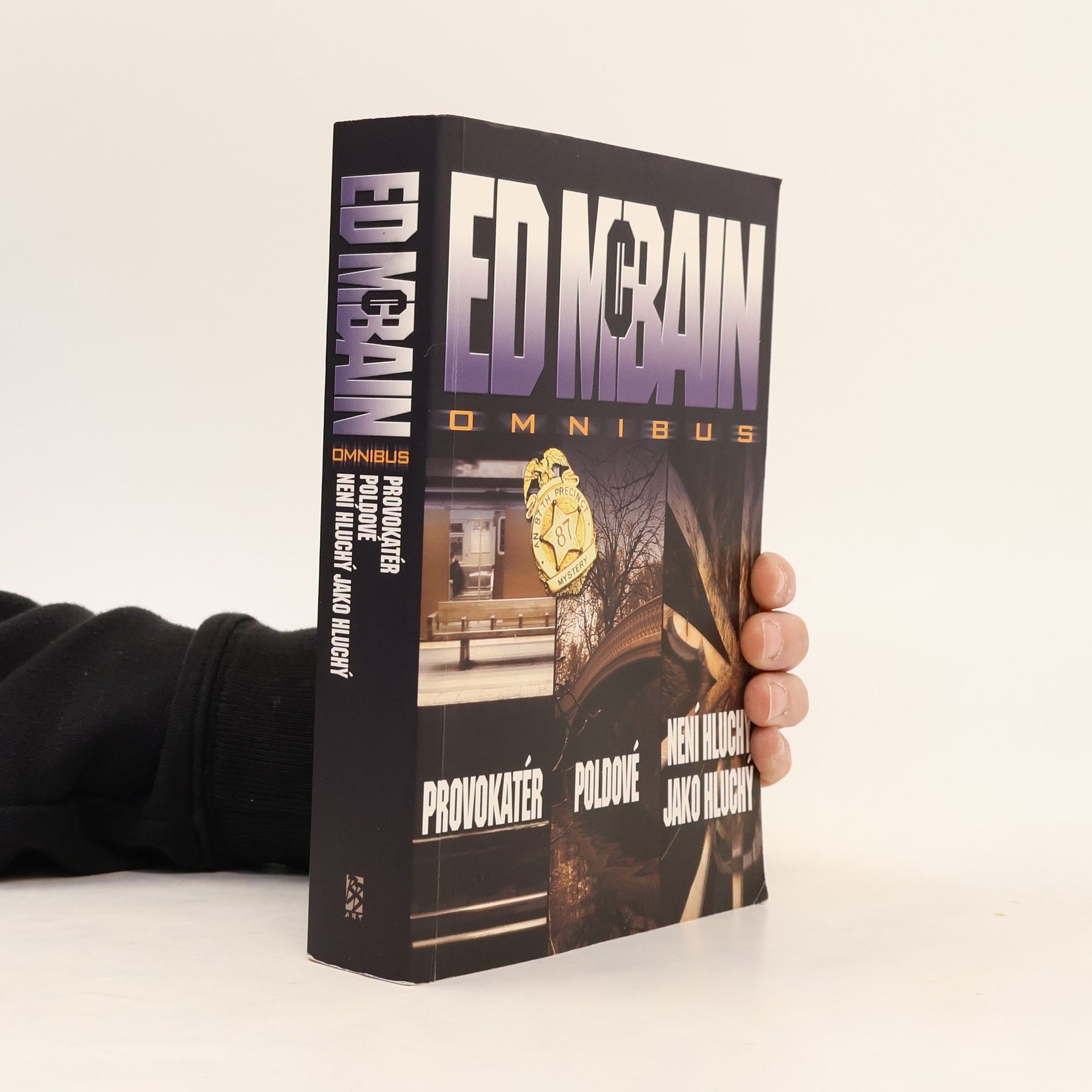 Ed McBain Omnibus: V hlavní roli Steve Carella