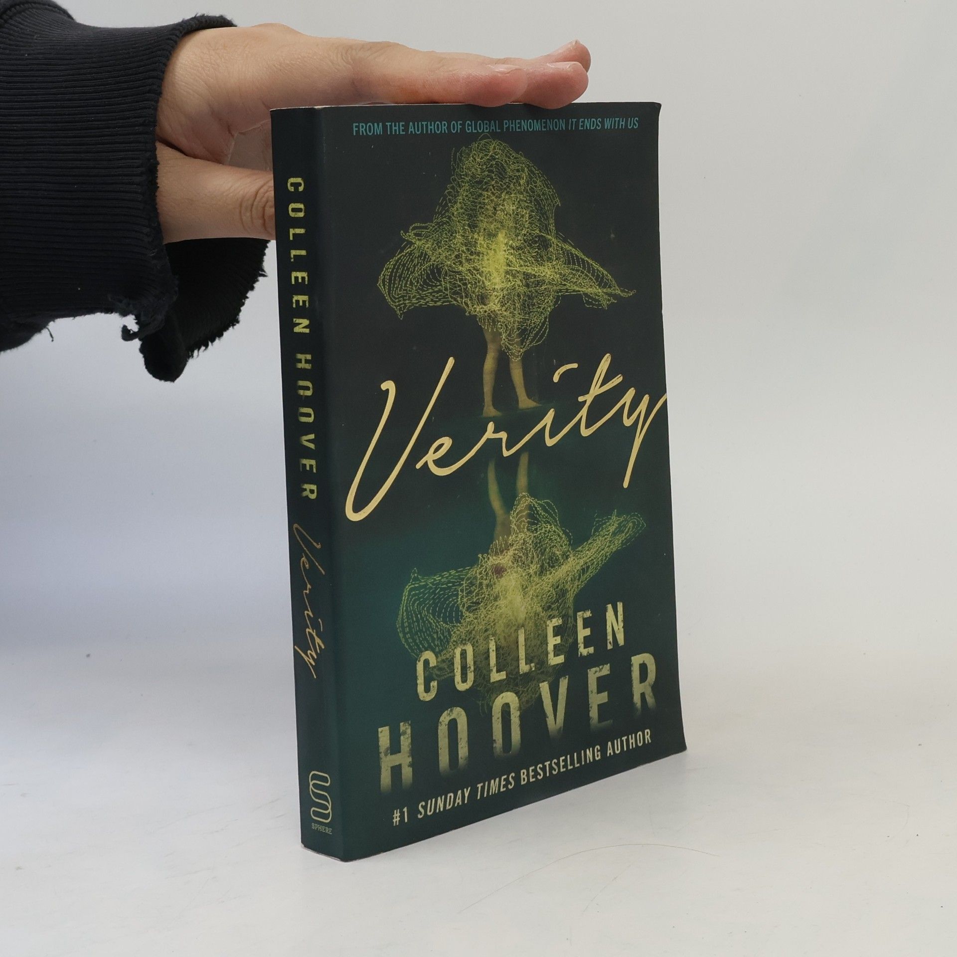 Colleen Hoover Verity