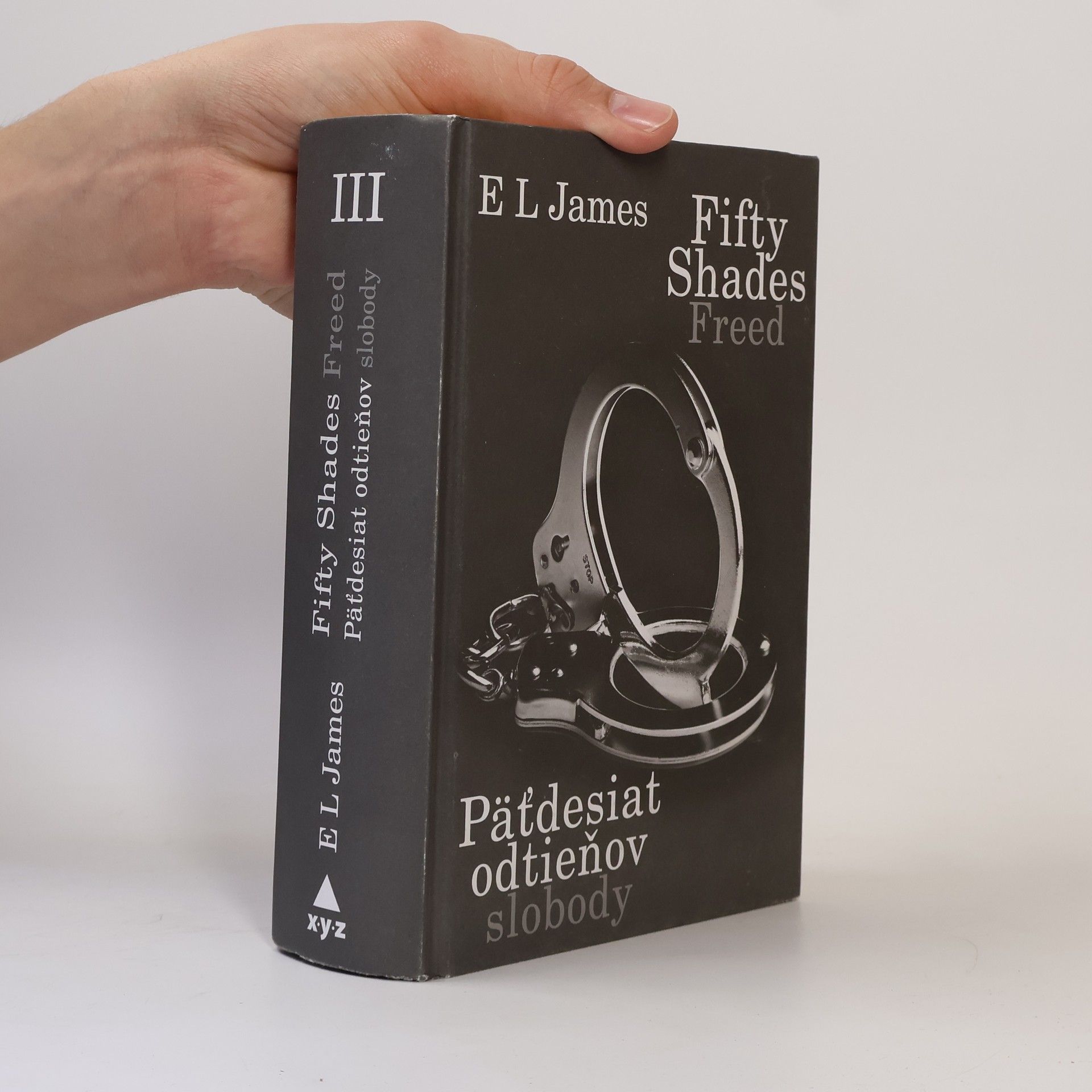 E L James Päťdesiat odtieňov slobody