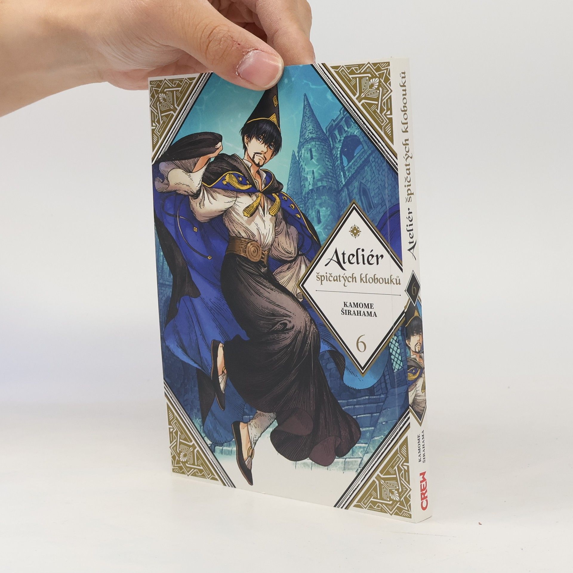 Kamome Shirahama Ateliér špičatých klobouků. 6