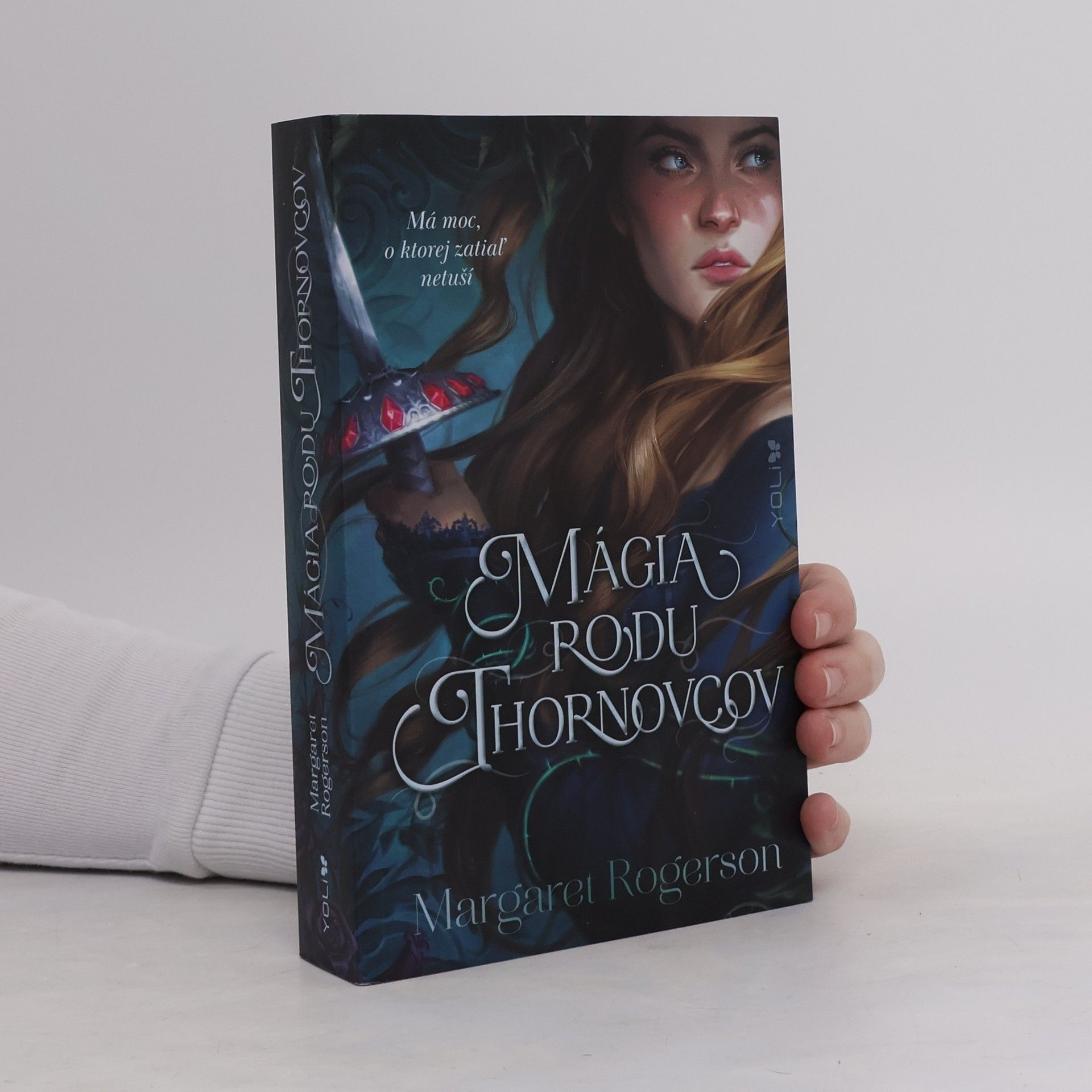 Margaret Rogerson Mágia rodu Thornovcov