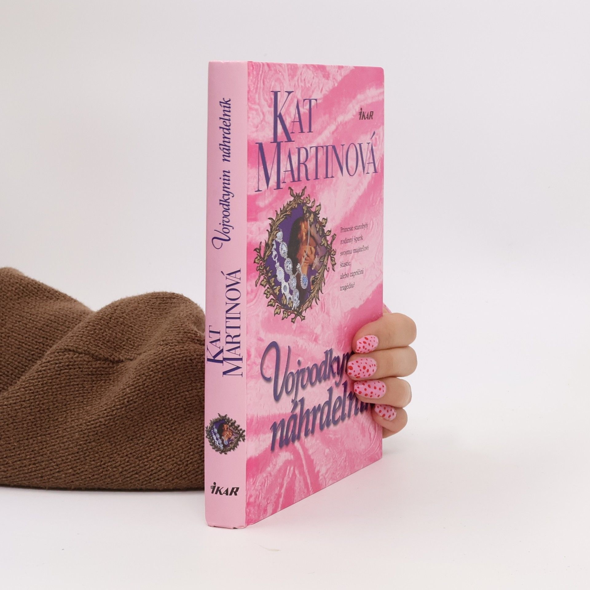 Kat Martin Vojvodkynin náhrdelník