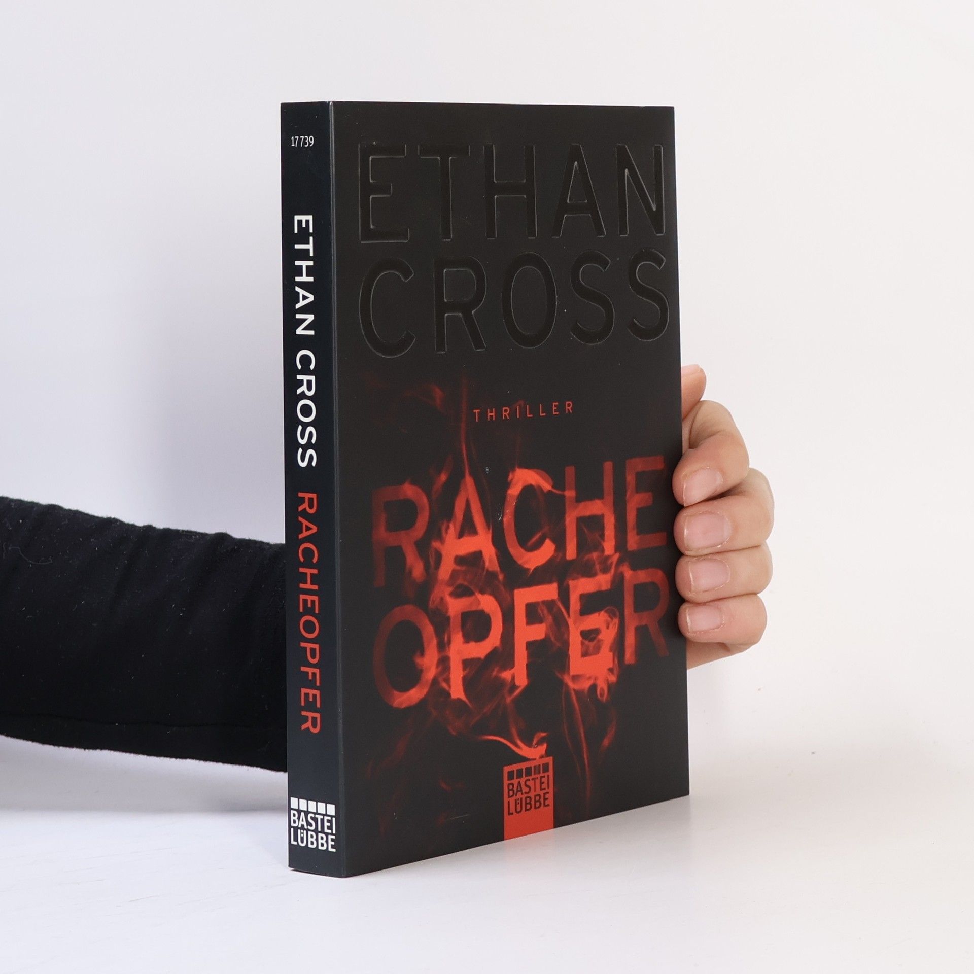 Ethan Cross Racheopfer