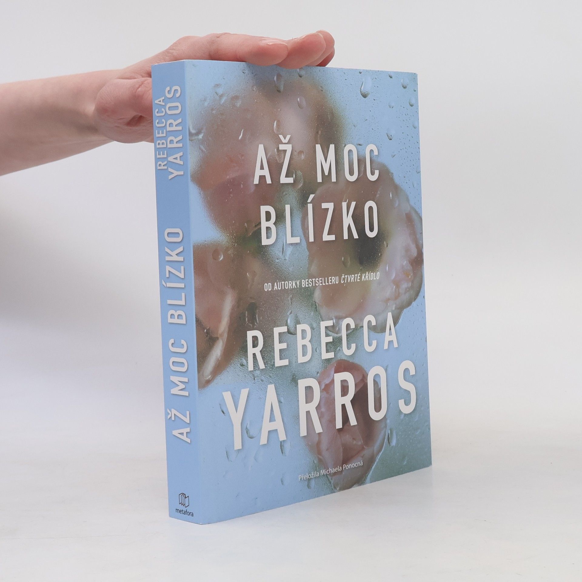 Rebecca Yarros Až moc blízko