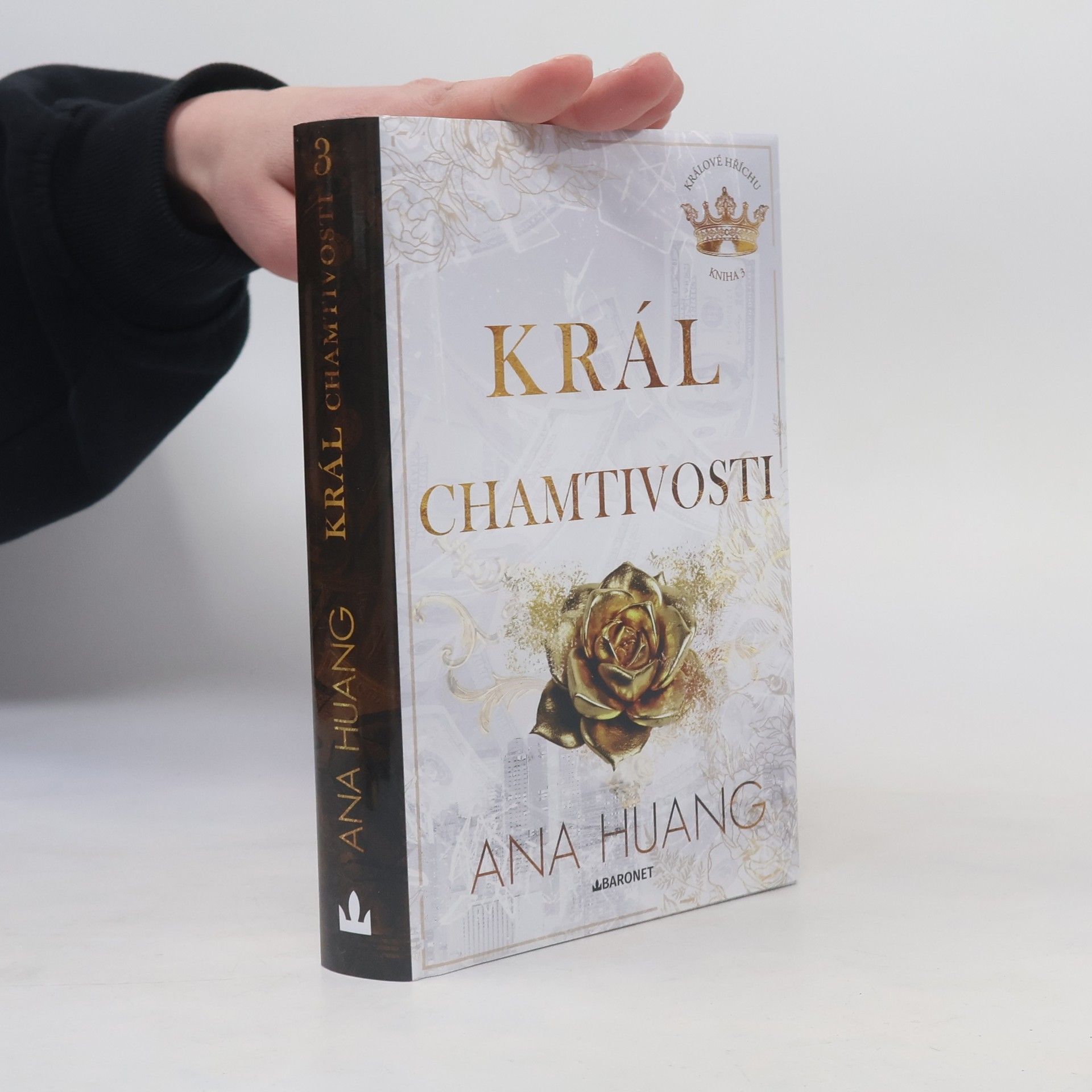 Ana Huang Král chamtivosti