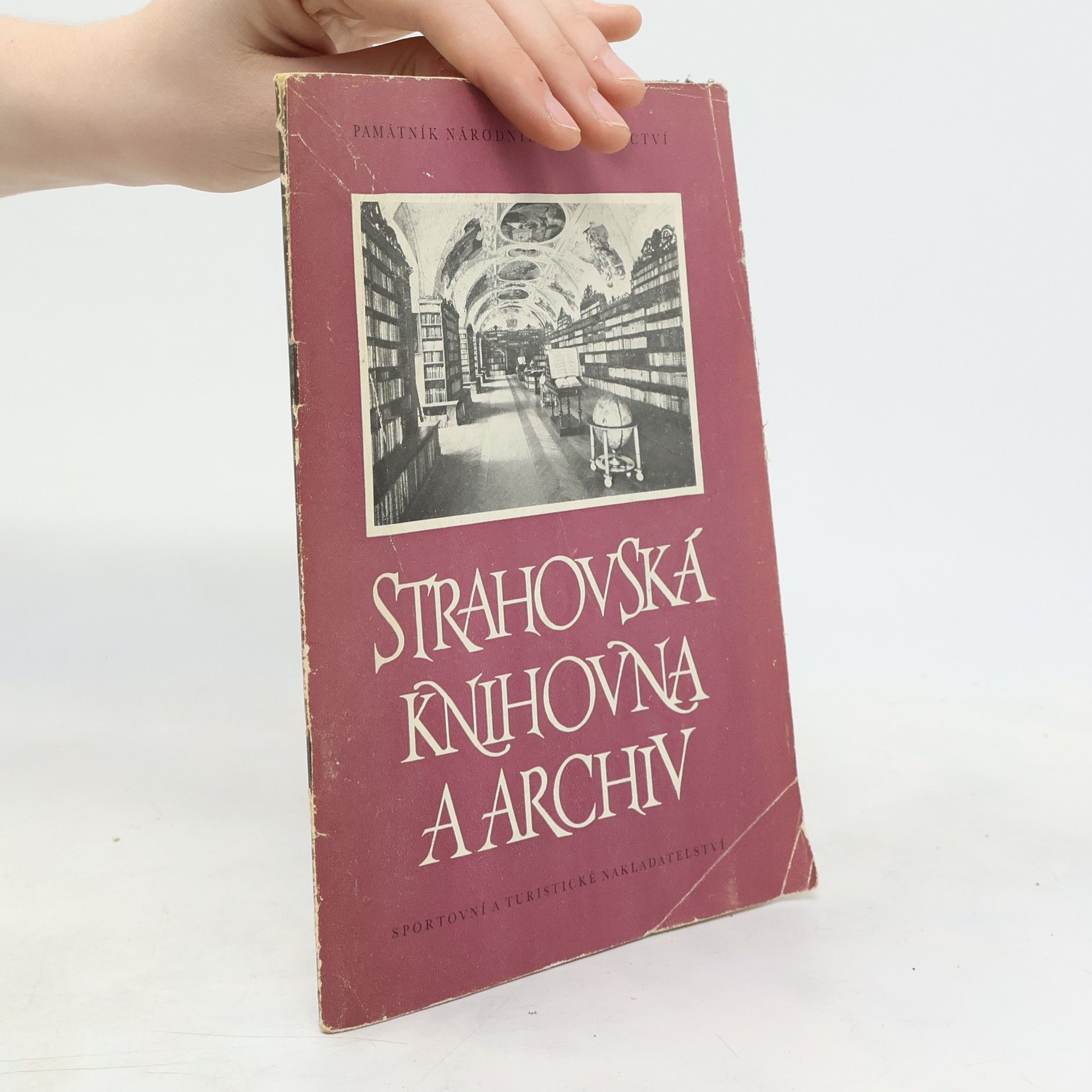 Jiří Hrubeš Strahovská knihovna a archiv Památníku národního písemnictví