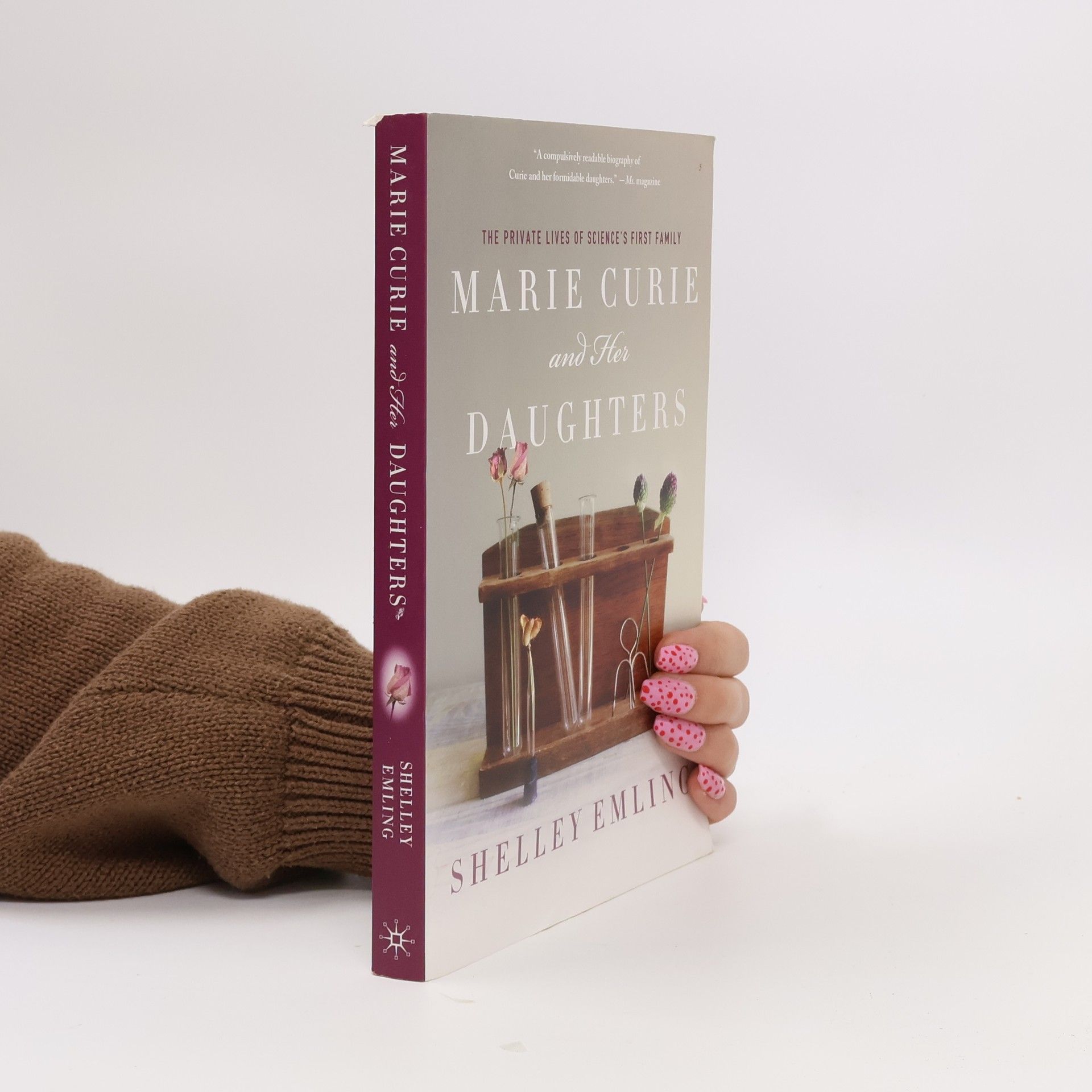 Shelley Emling Marie Curie and Her Daughters