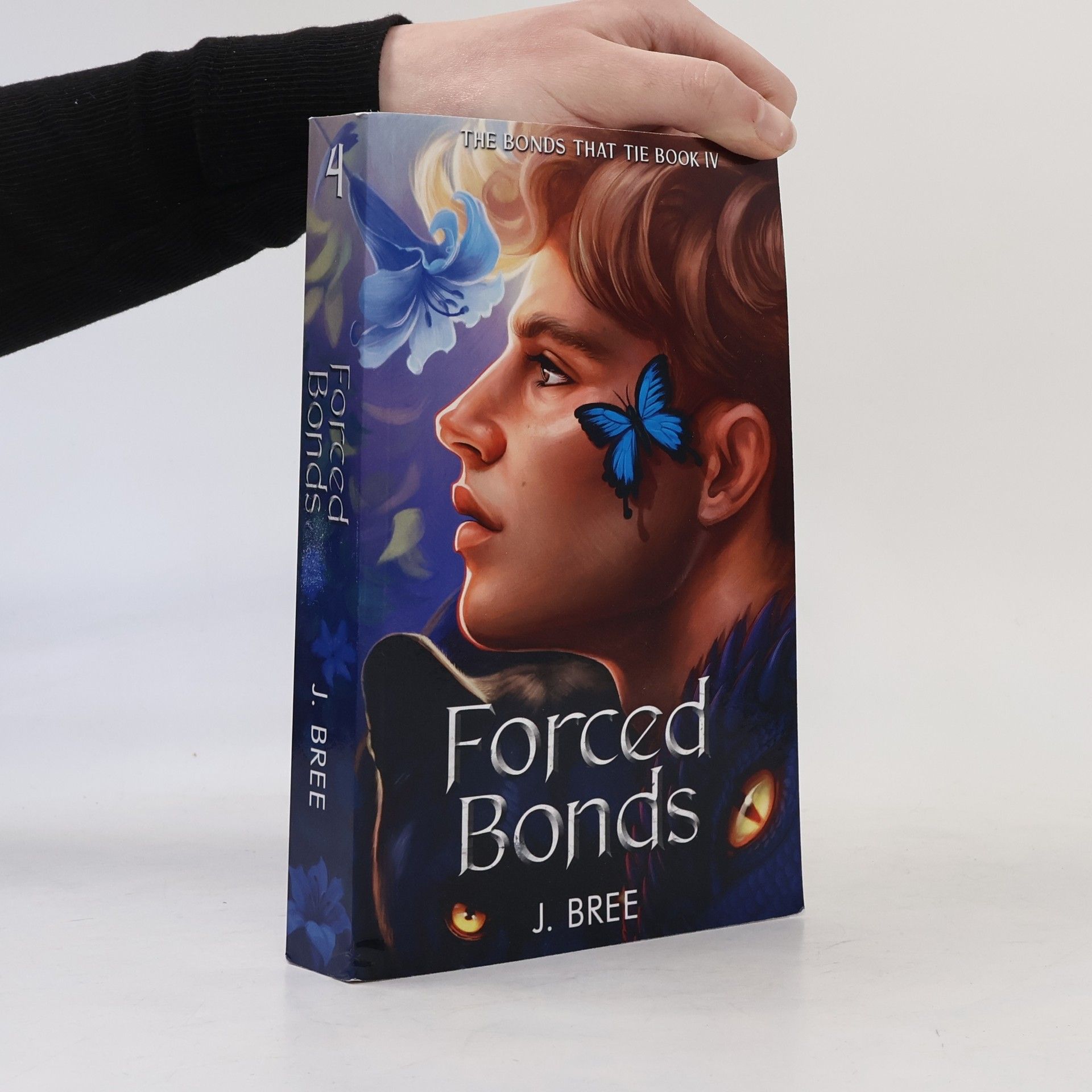 Vera Bree Forced Bonds