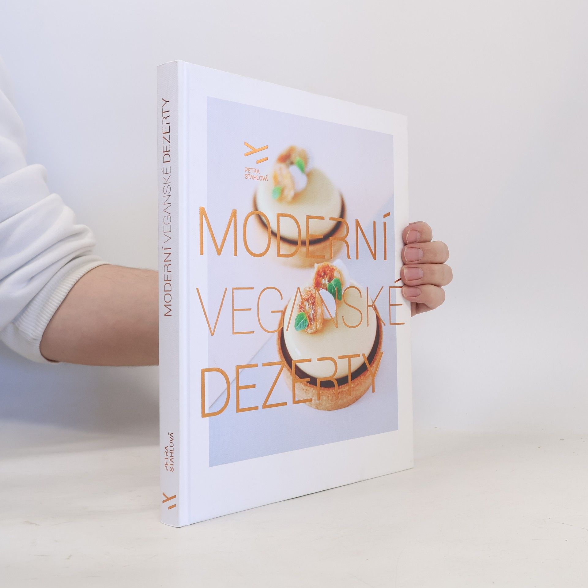 Petra Stahl Moderní veganské dezerty