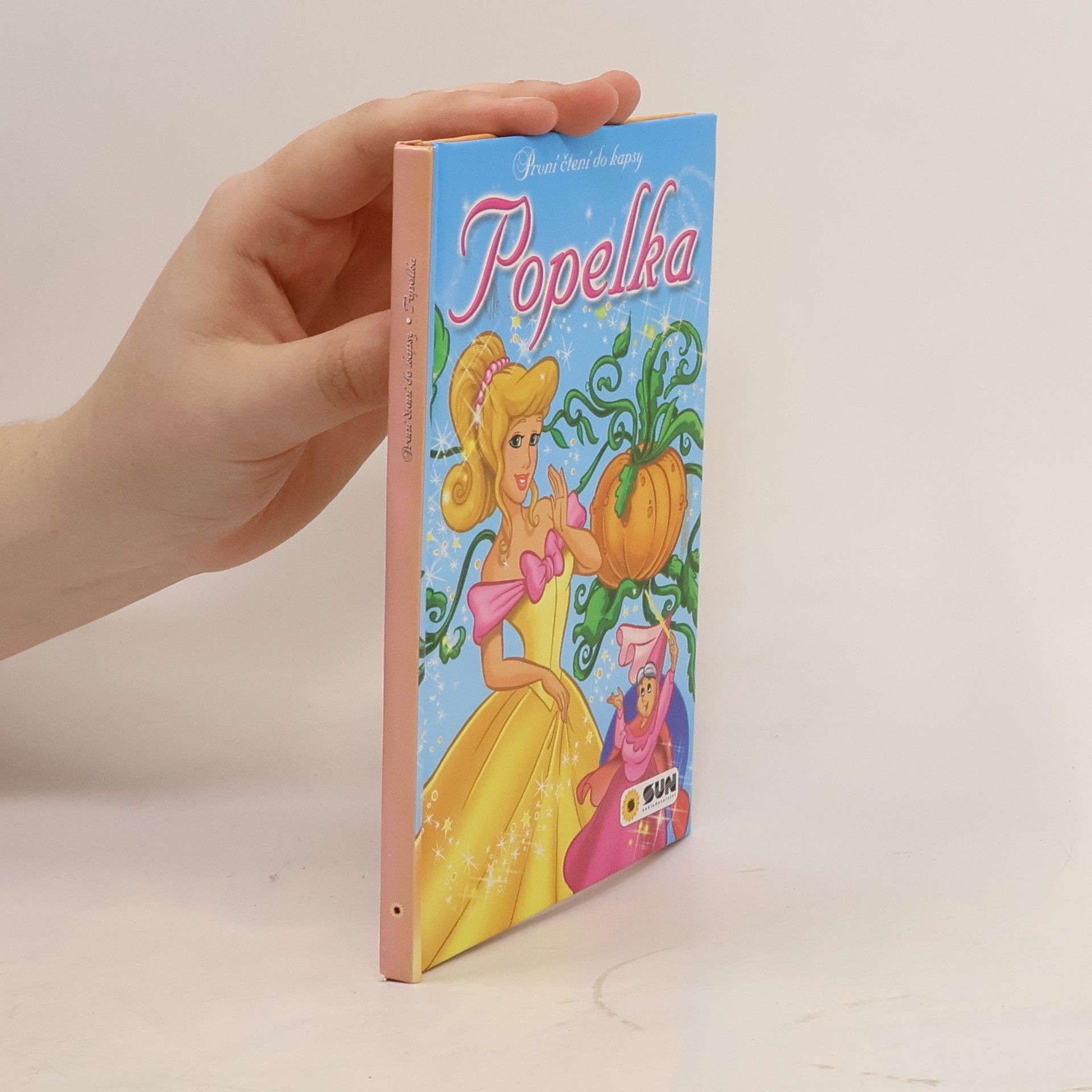 Kolektiv autorů První čtení do kapsy. Popelka