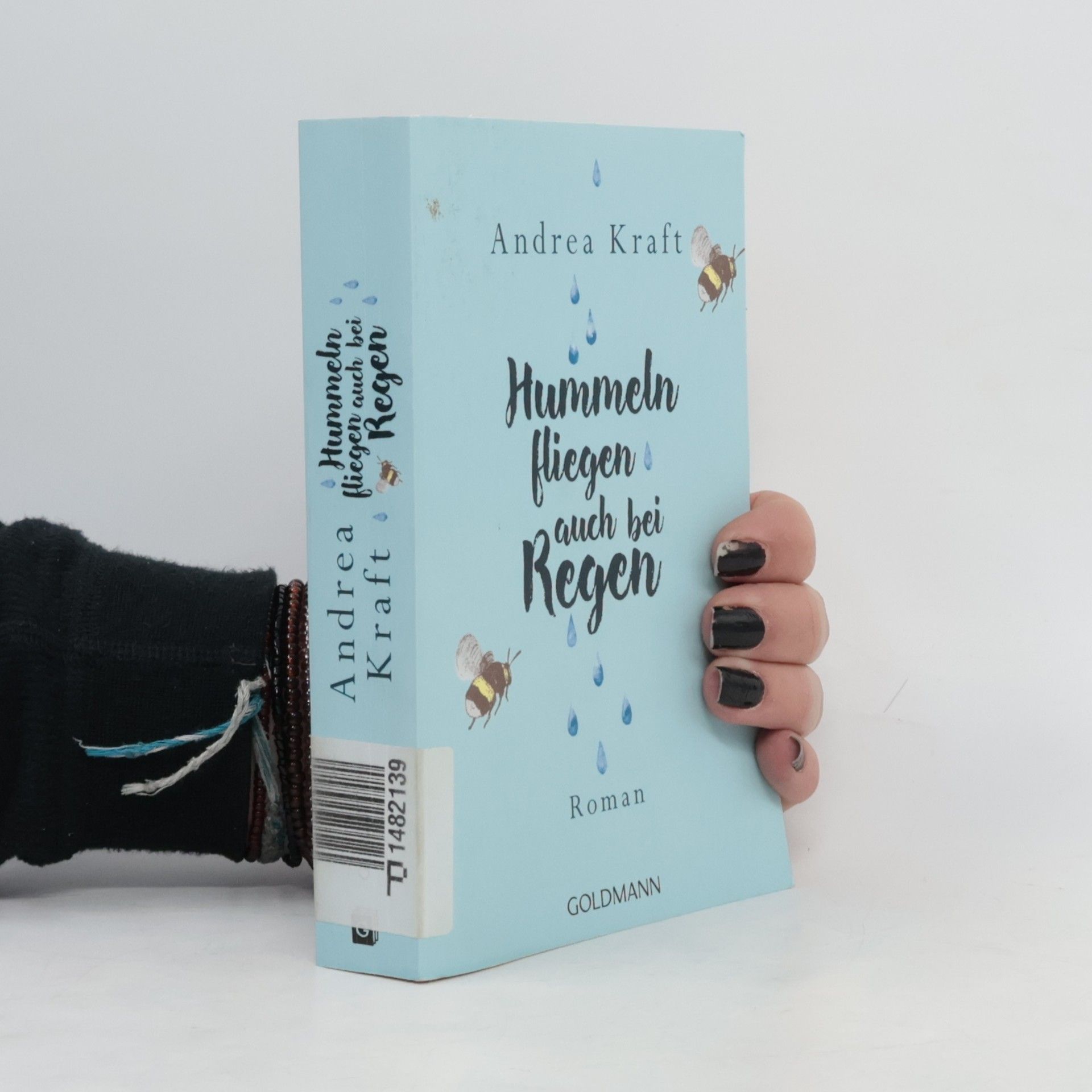 Andrea Kraft Hummeln fliegen auch bei Regen