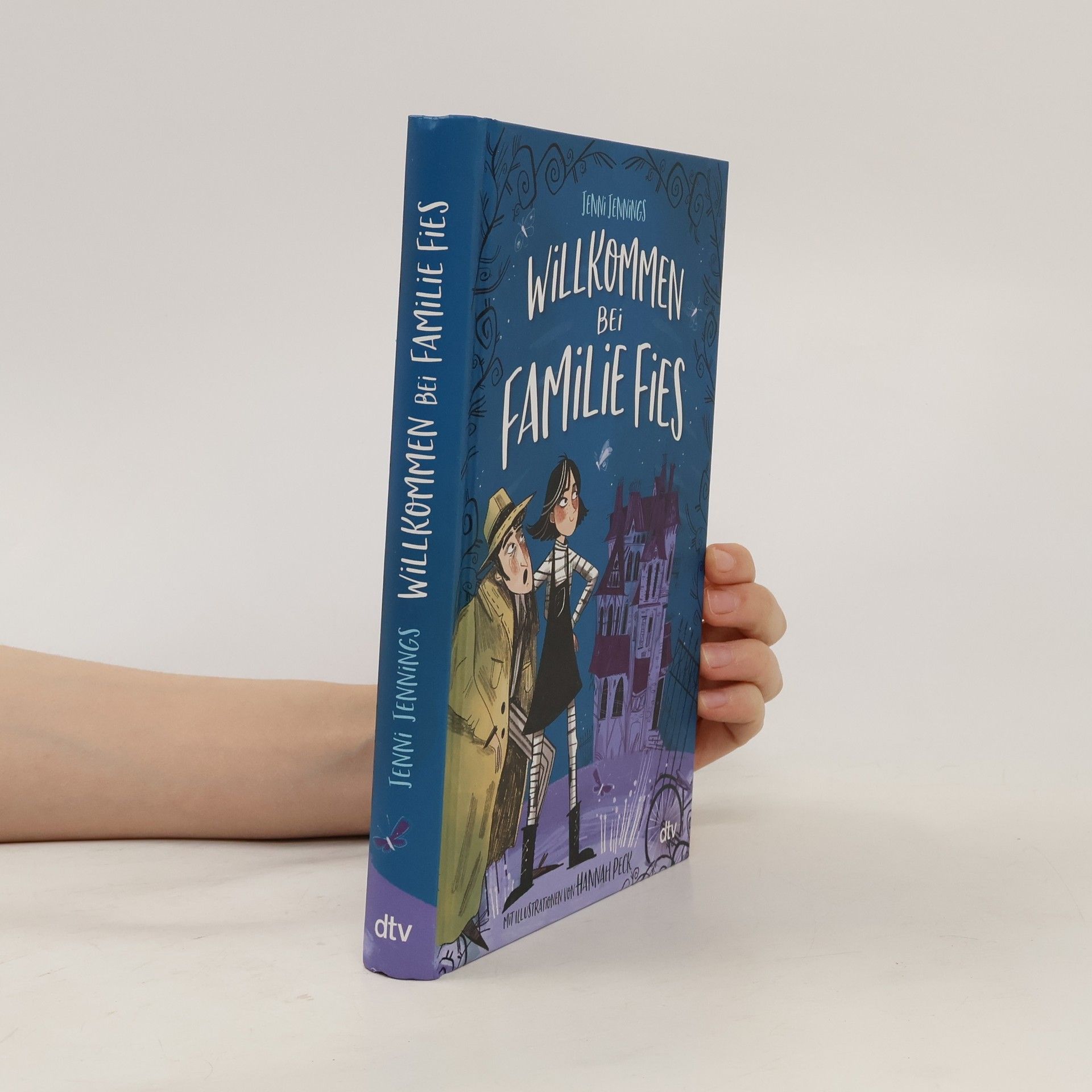 Jenni Jennings Willkommen bei Familie Fies – Nicht ohne unsere Geister!