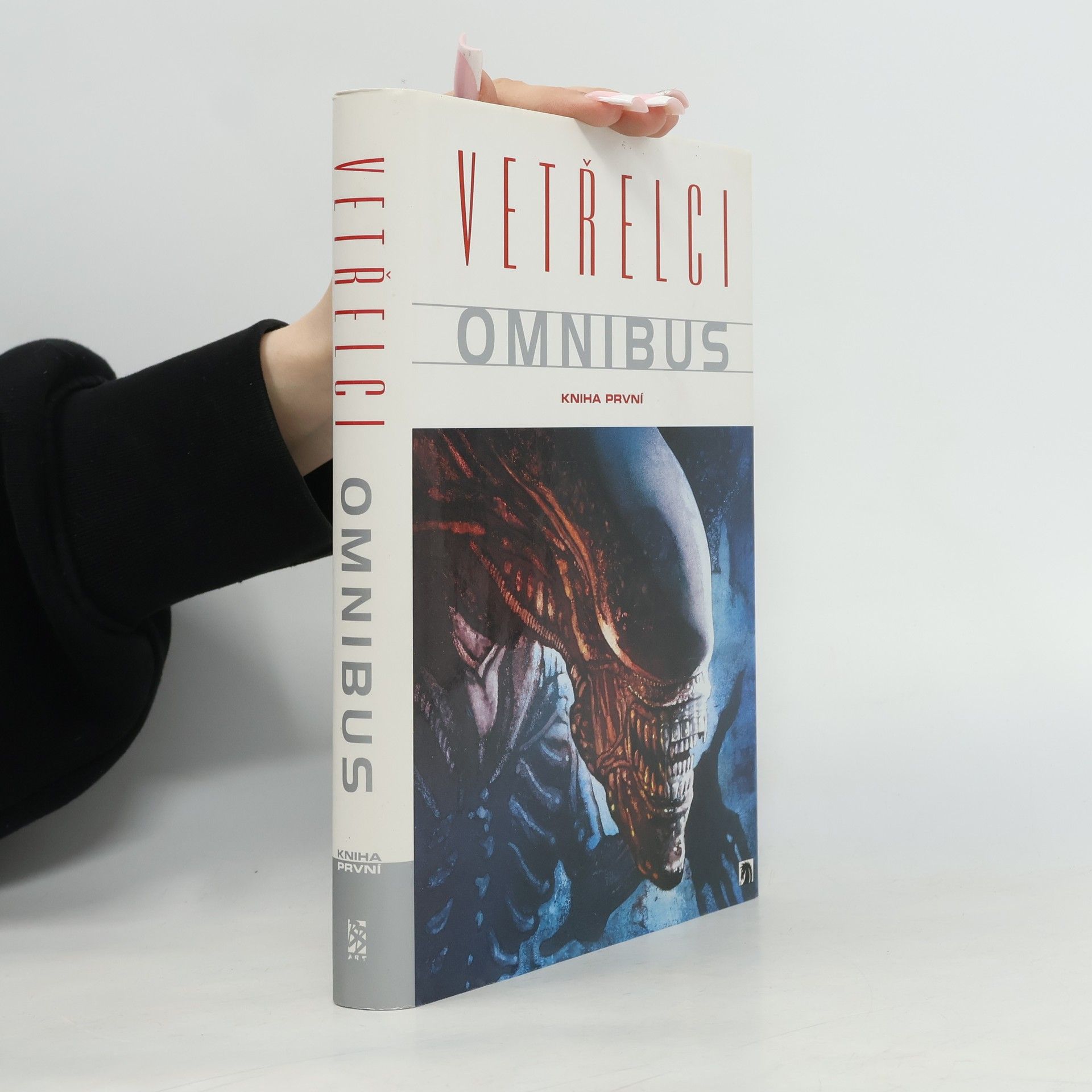 Martina D. Antonínová Vetřelci. Kniha první