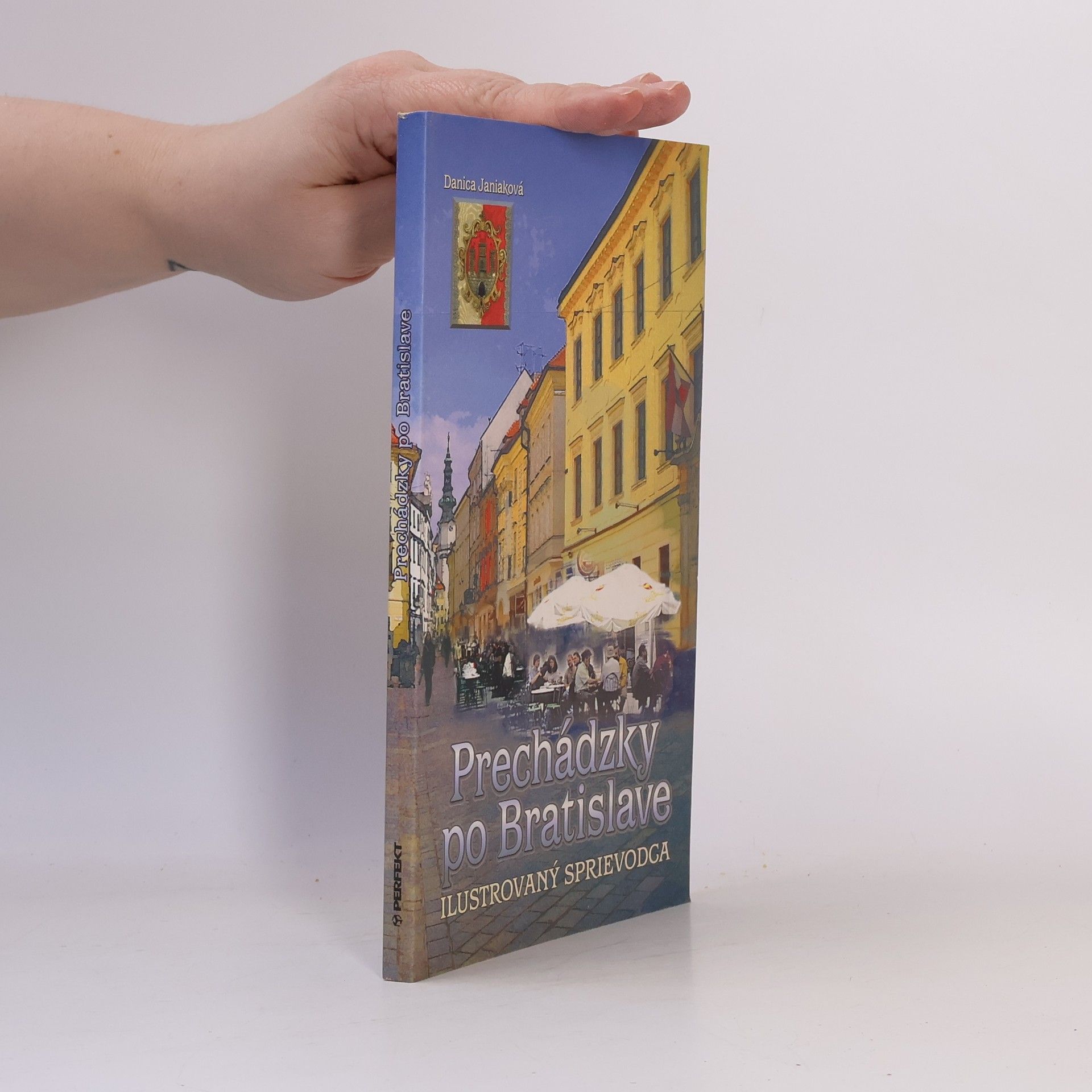 Danica Janiakova Prechádzky po Bratislave