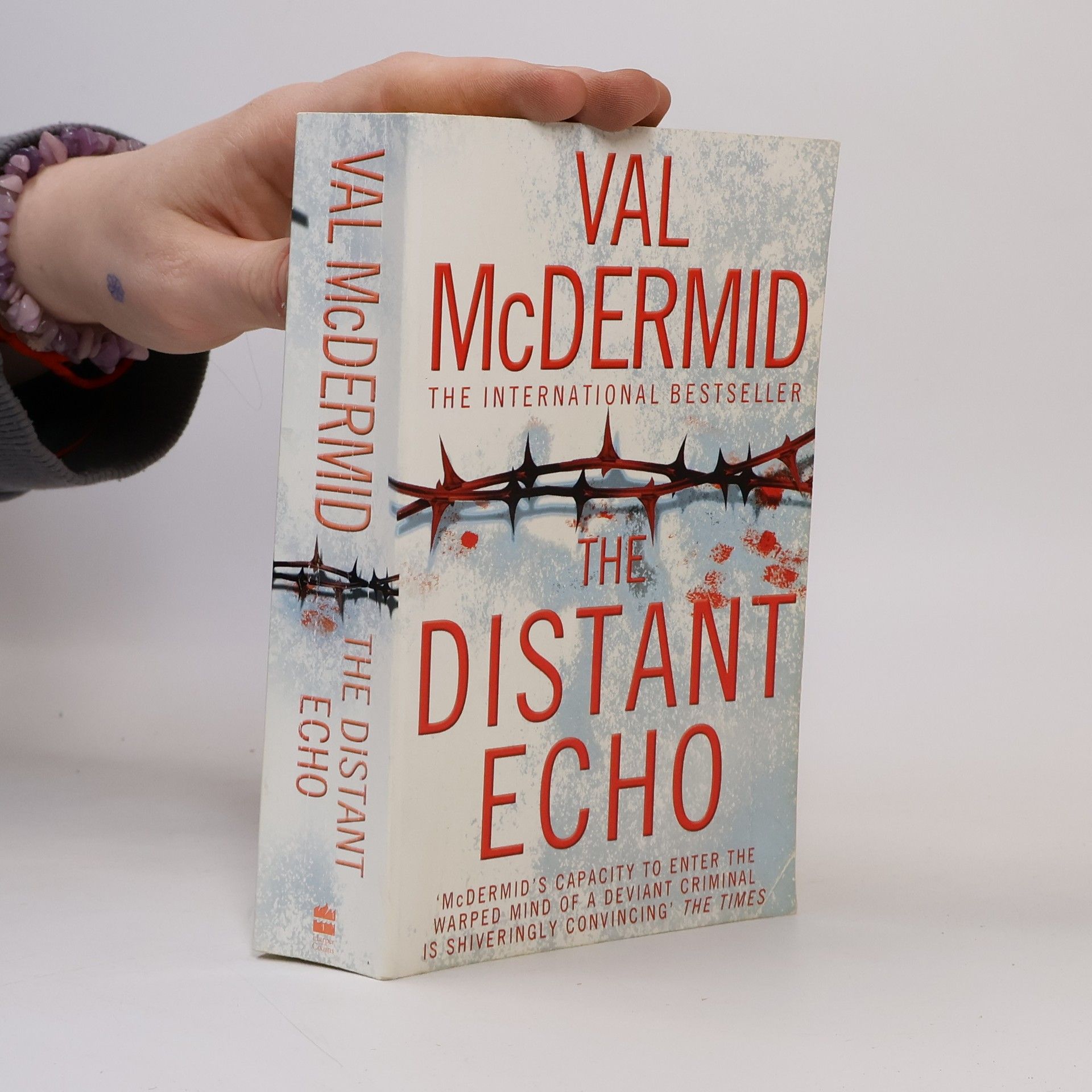 Val McDermid The Distant Echo