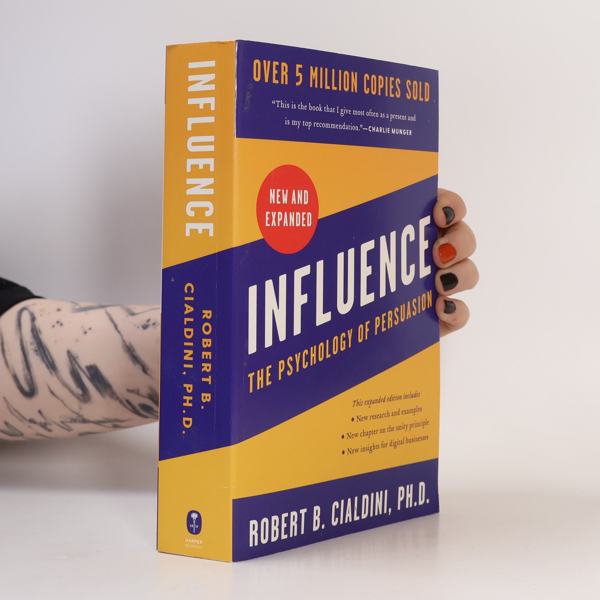 Robert B. Cialdini Influence, New and Expanded UK