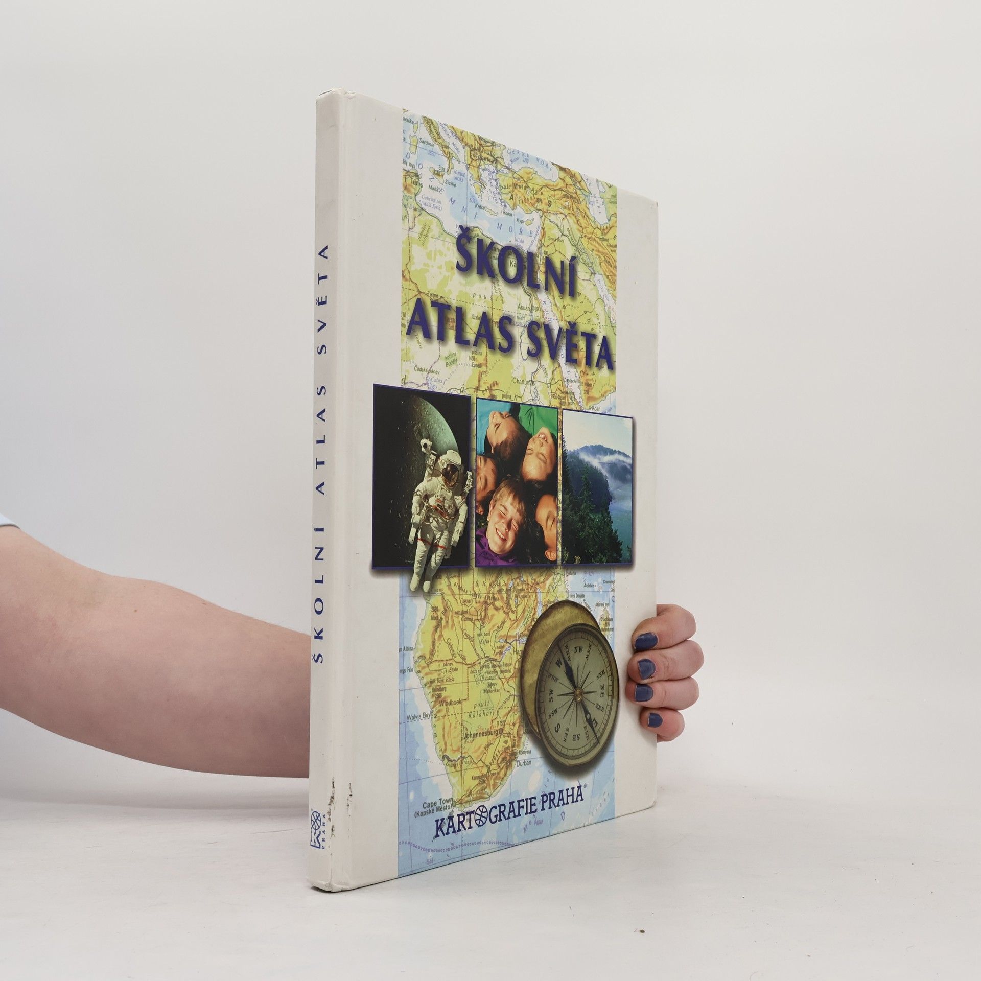 Věra Dobrovolná Školní atlas světa