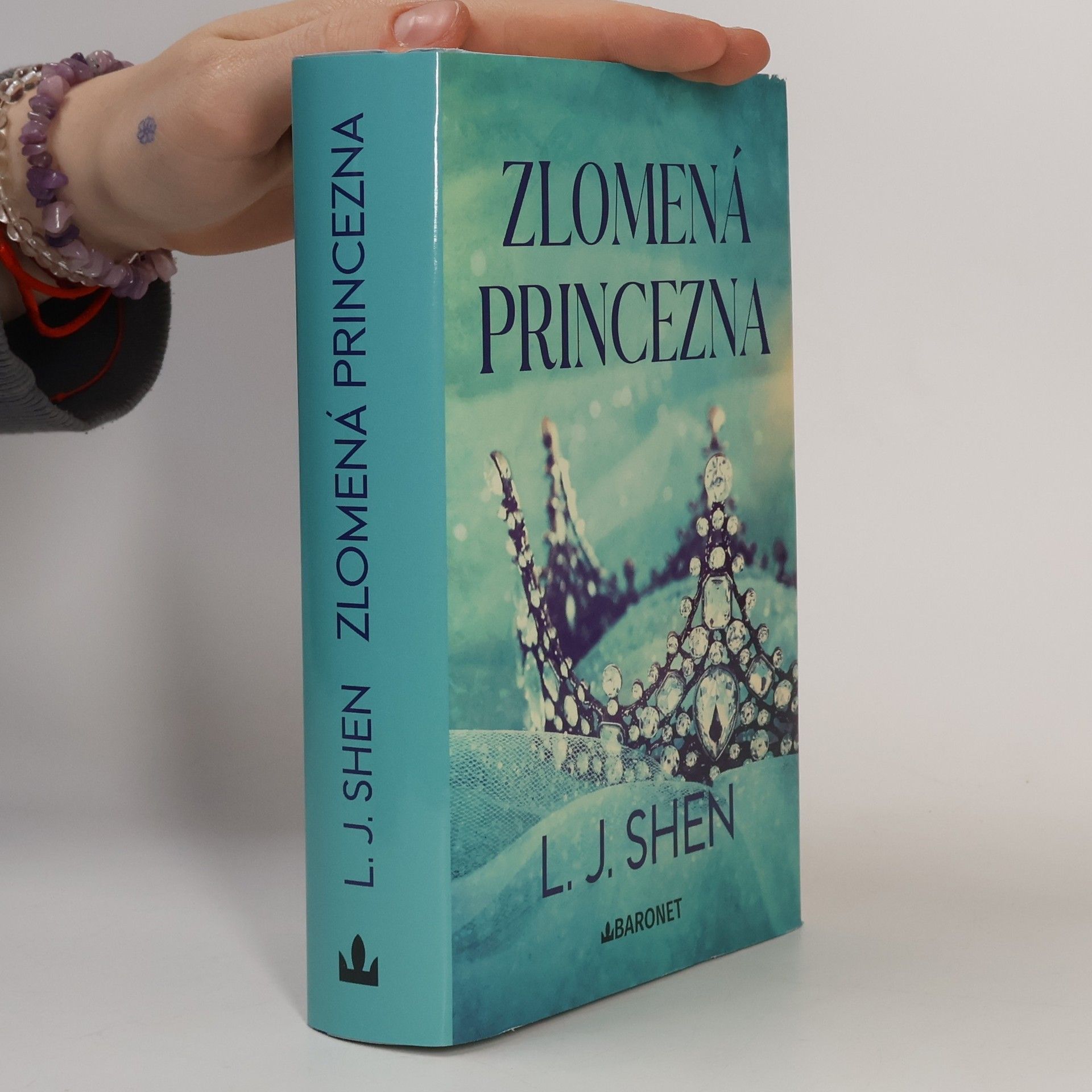 L. J. Shen Zlomená princezna