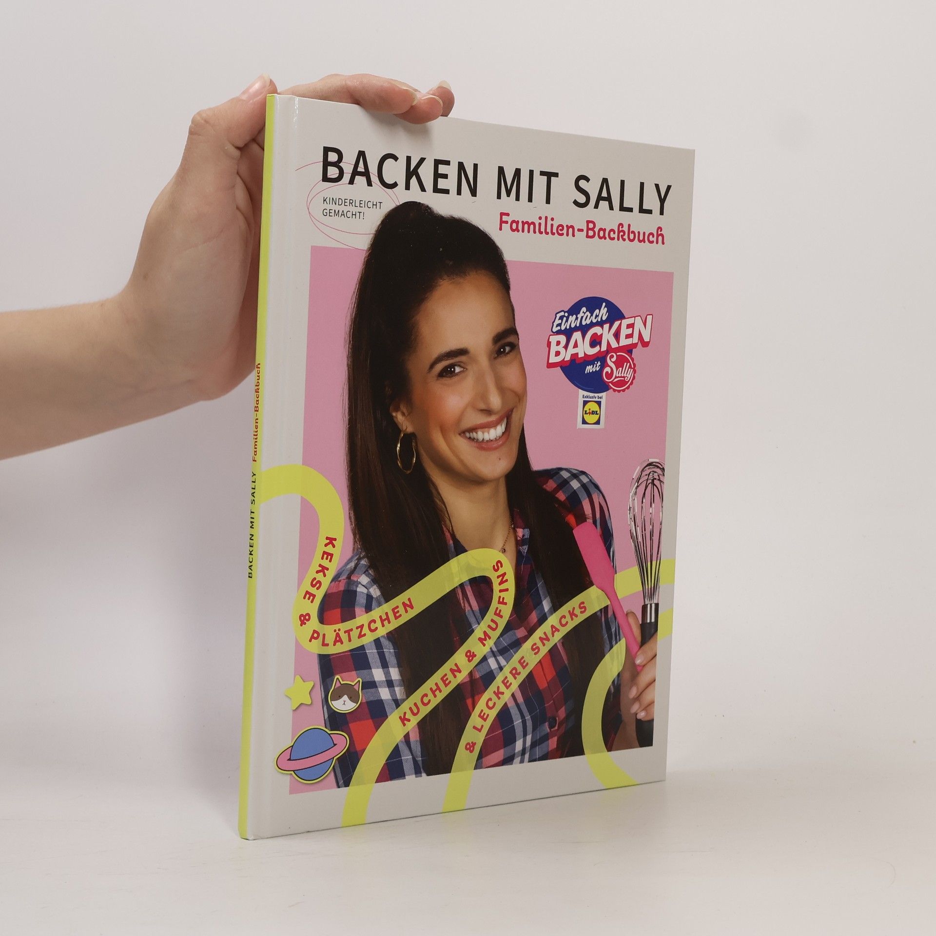 Saliha Özcan Backen mit Sally