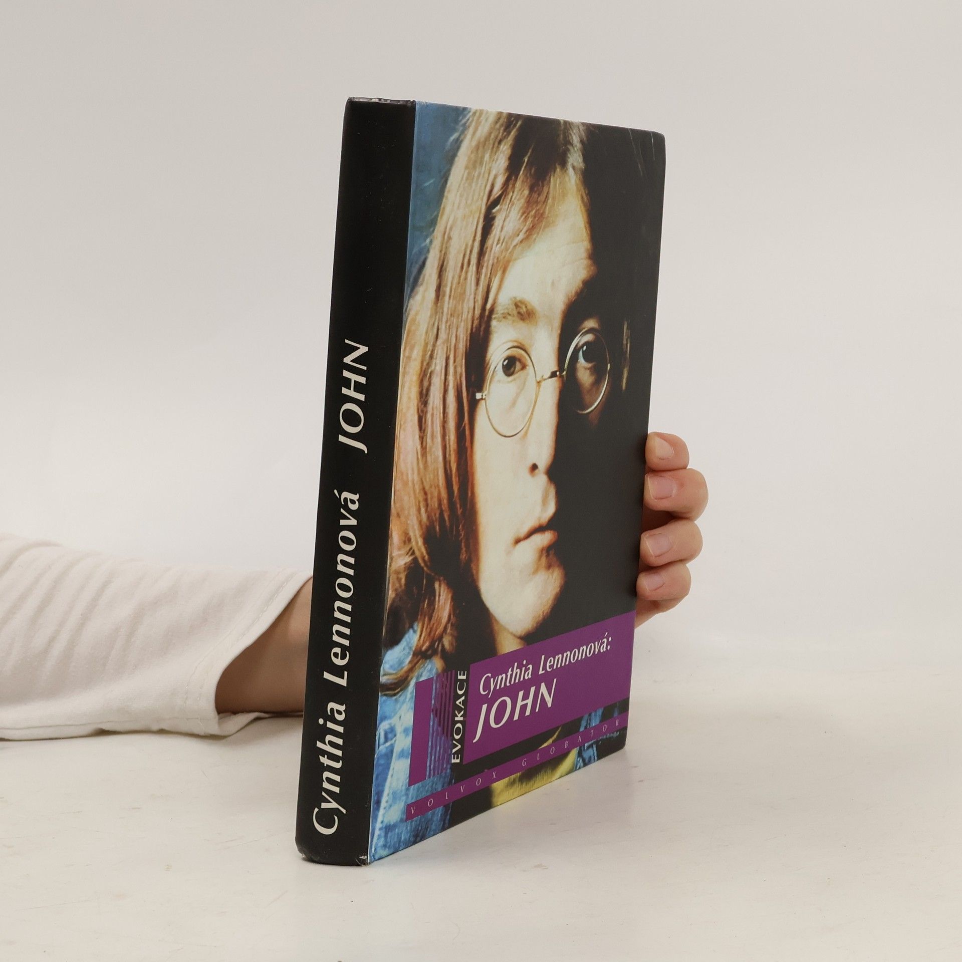 Cynthia Lennon John