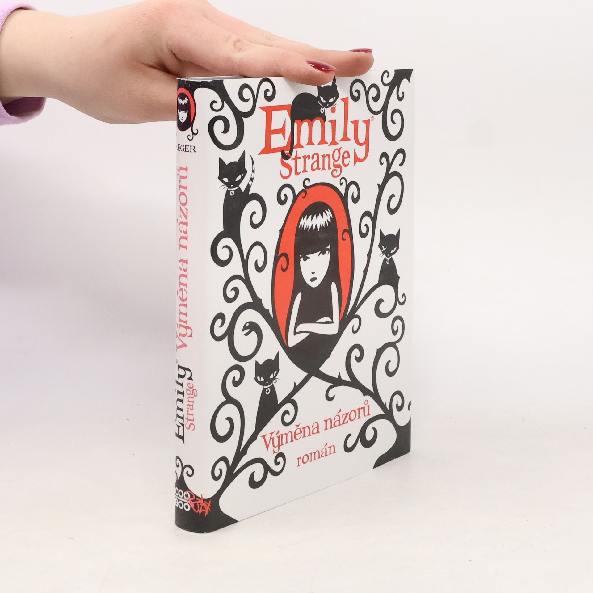 Emily Strange. Výměna názorů