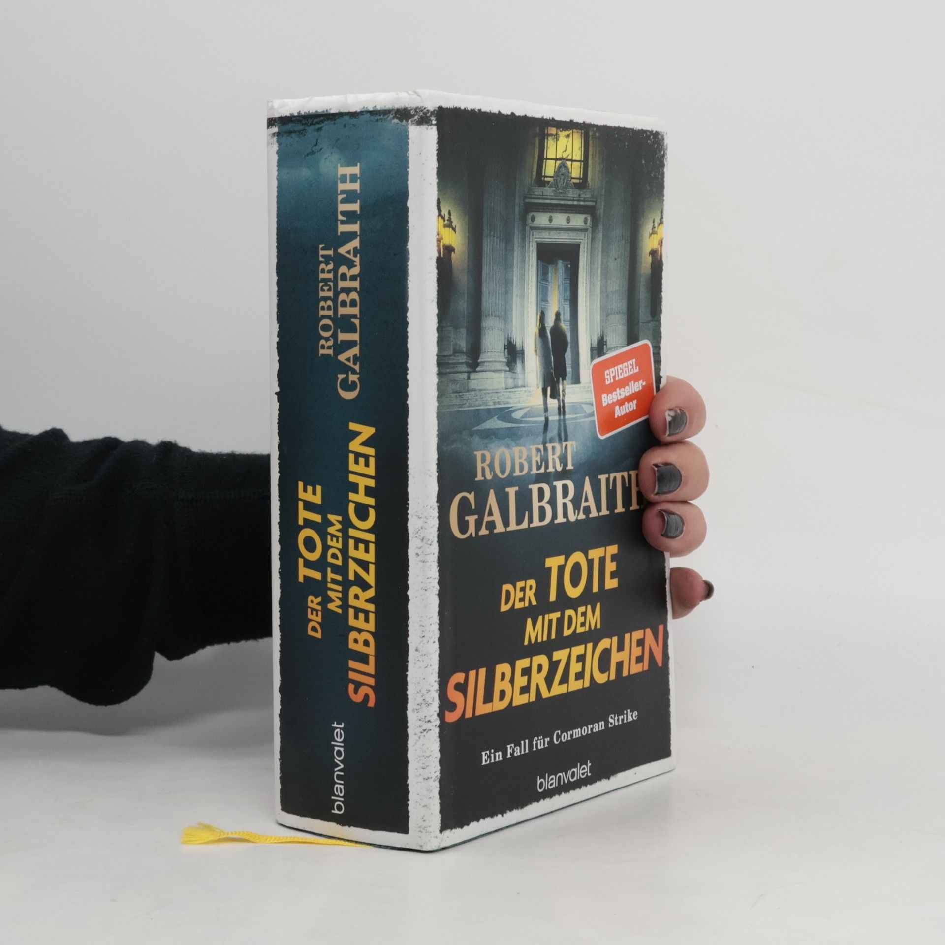 Robert Galbraith Der Tote mit dem Silberzeichen