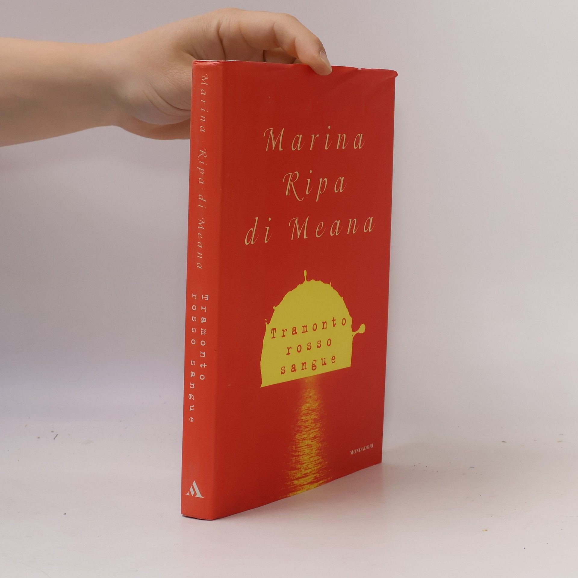 Marina Ripa di Meana Tramonto rosso sangue