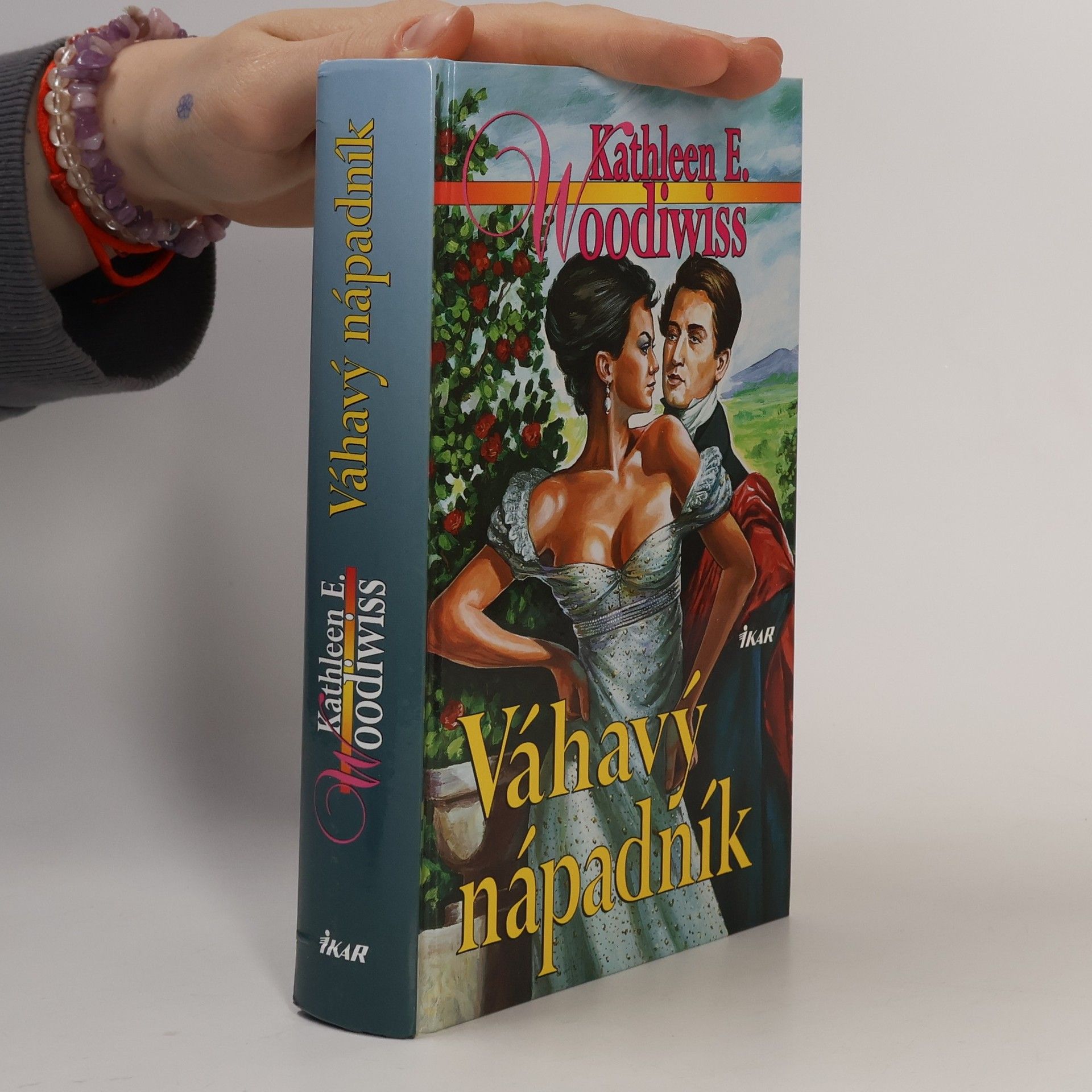 Kathleen E. Woodiwiss Váhavý nápadník