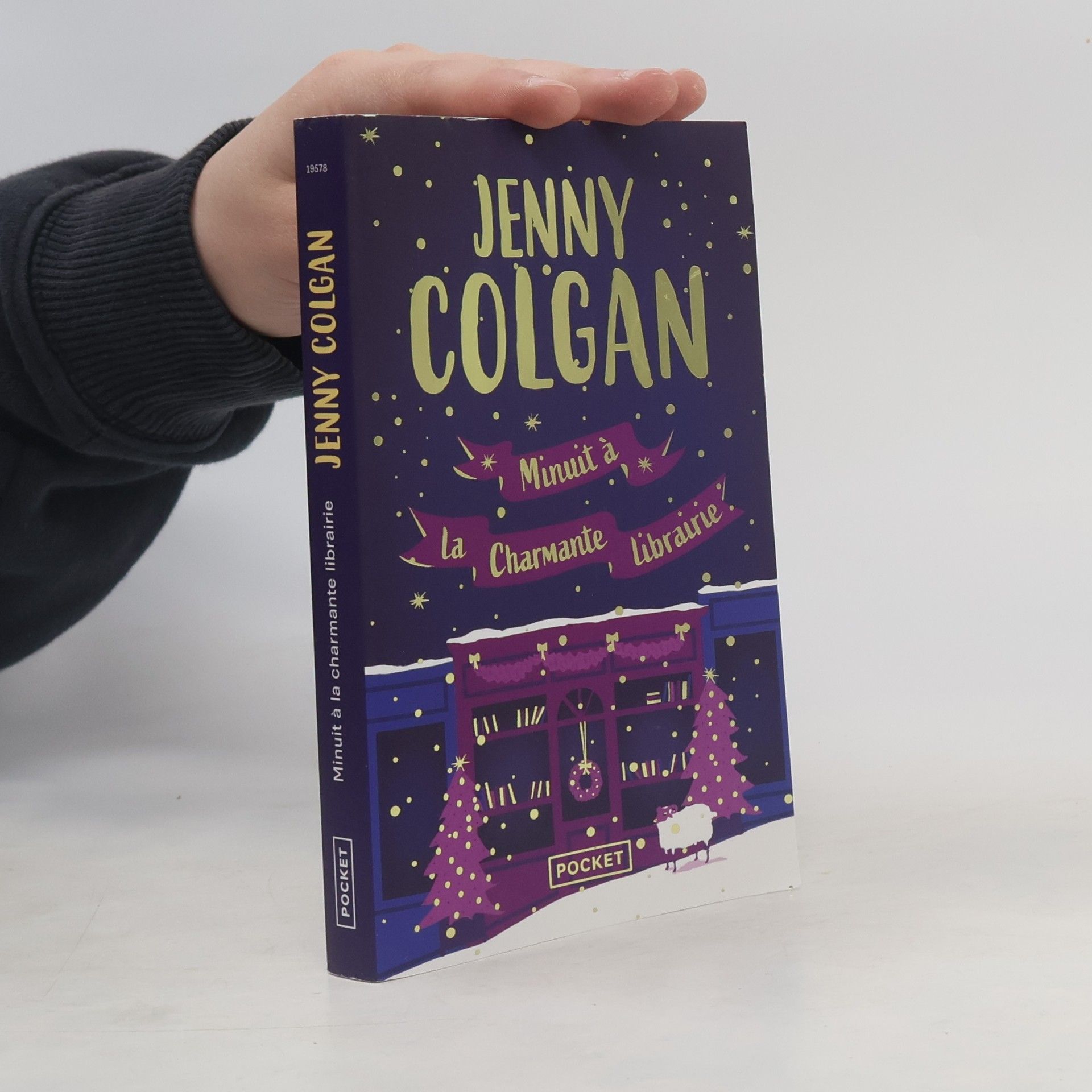 Minuit à la charmante librairie