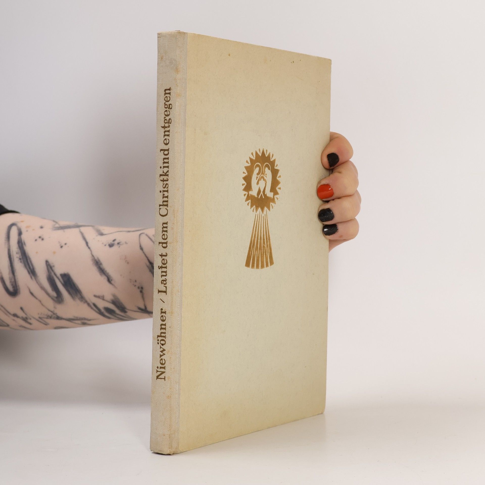 Emma Niewöhner Laufet dem Christkind entgegen