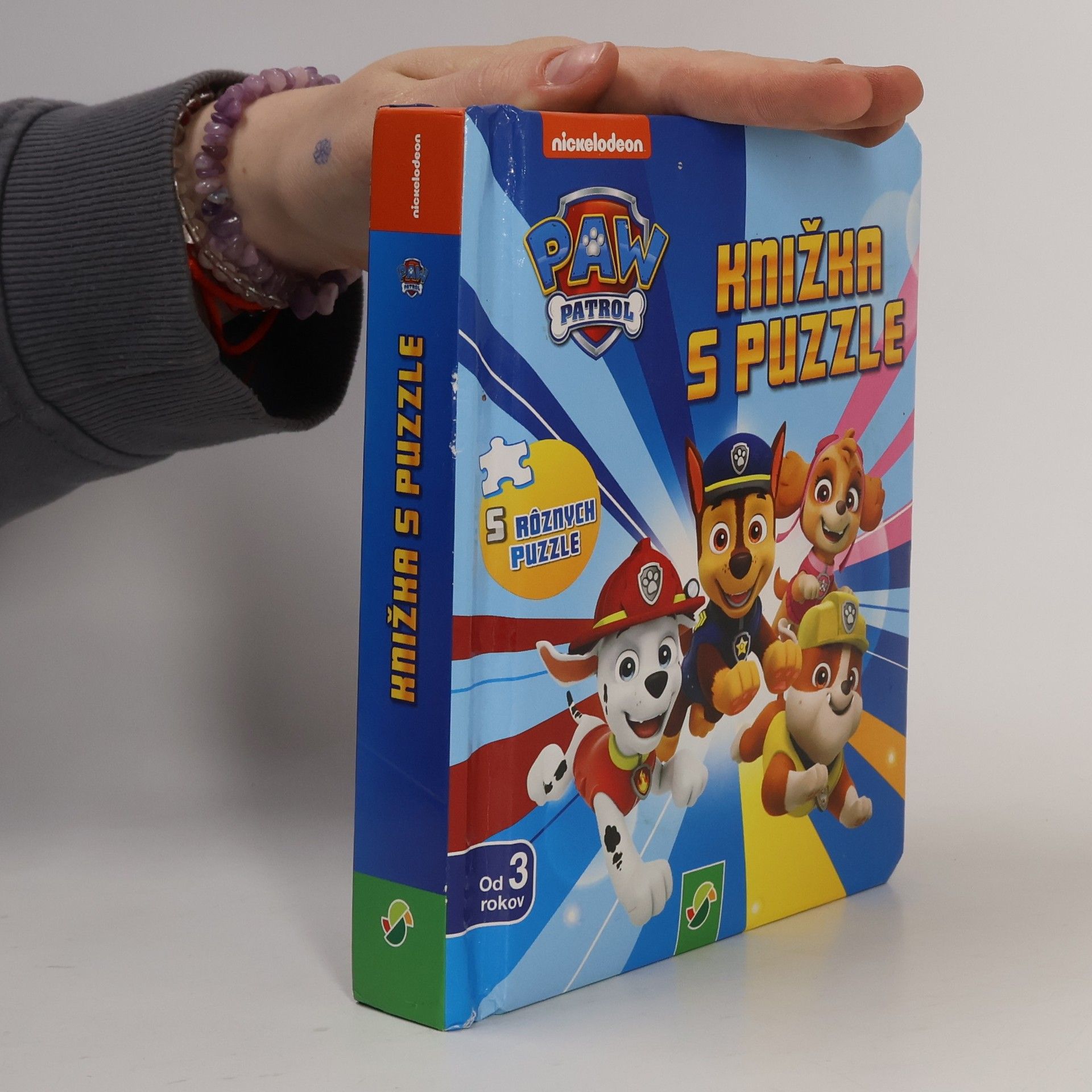 Kolektiv autorů Tlapková patrola - knížka s puzzle