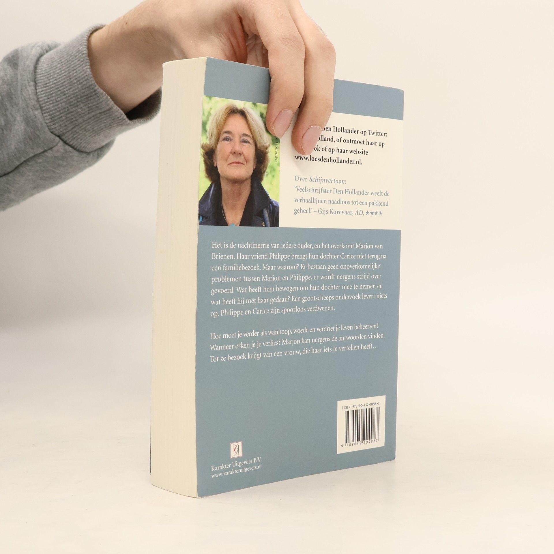 Loes den Hollander Voorbedacht