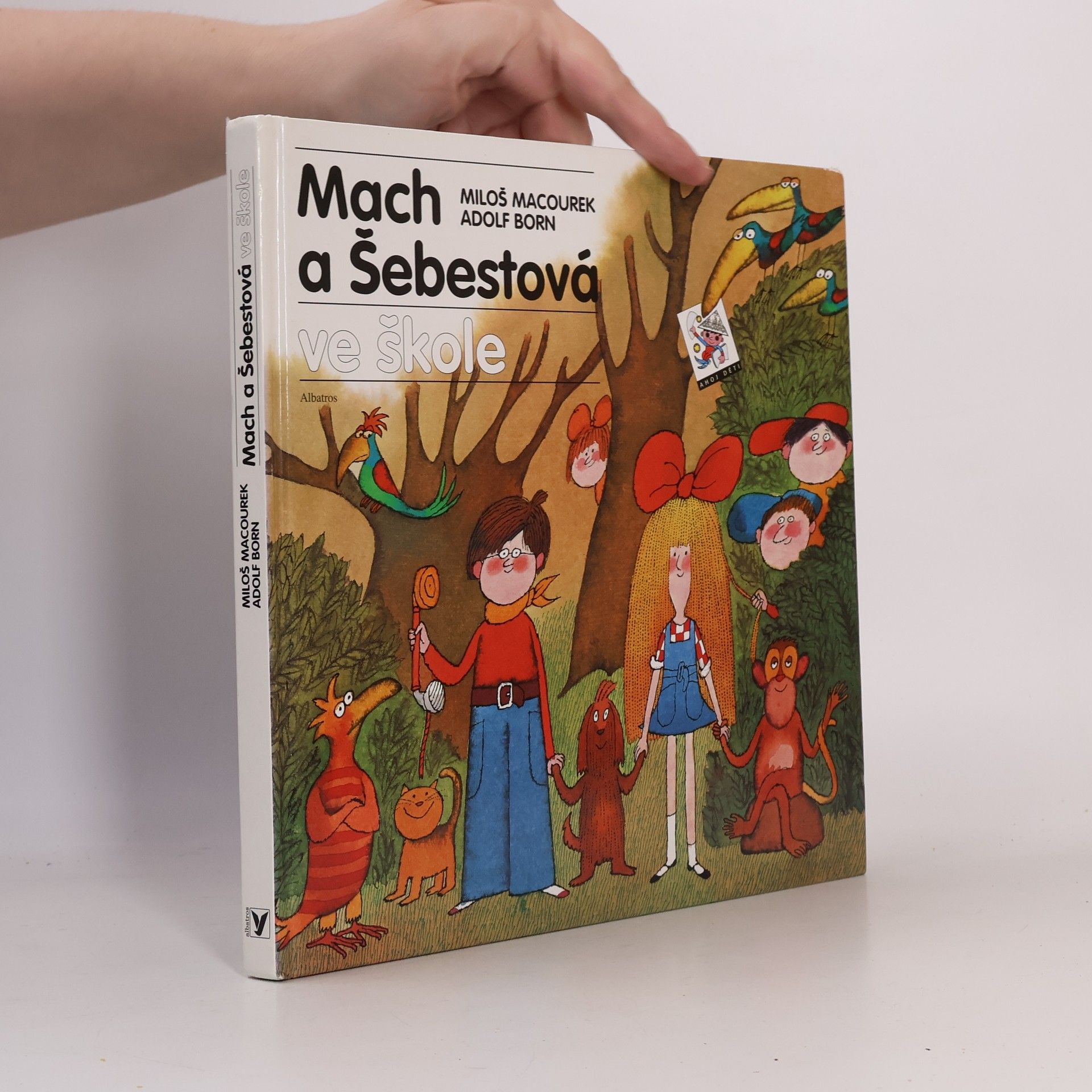 Miloš Macourek Mach a Šebestová ve škole