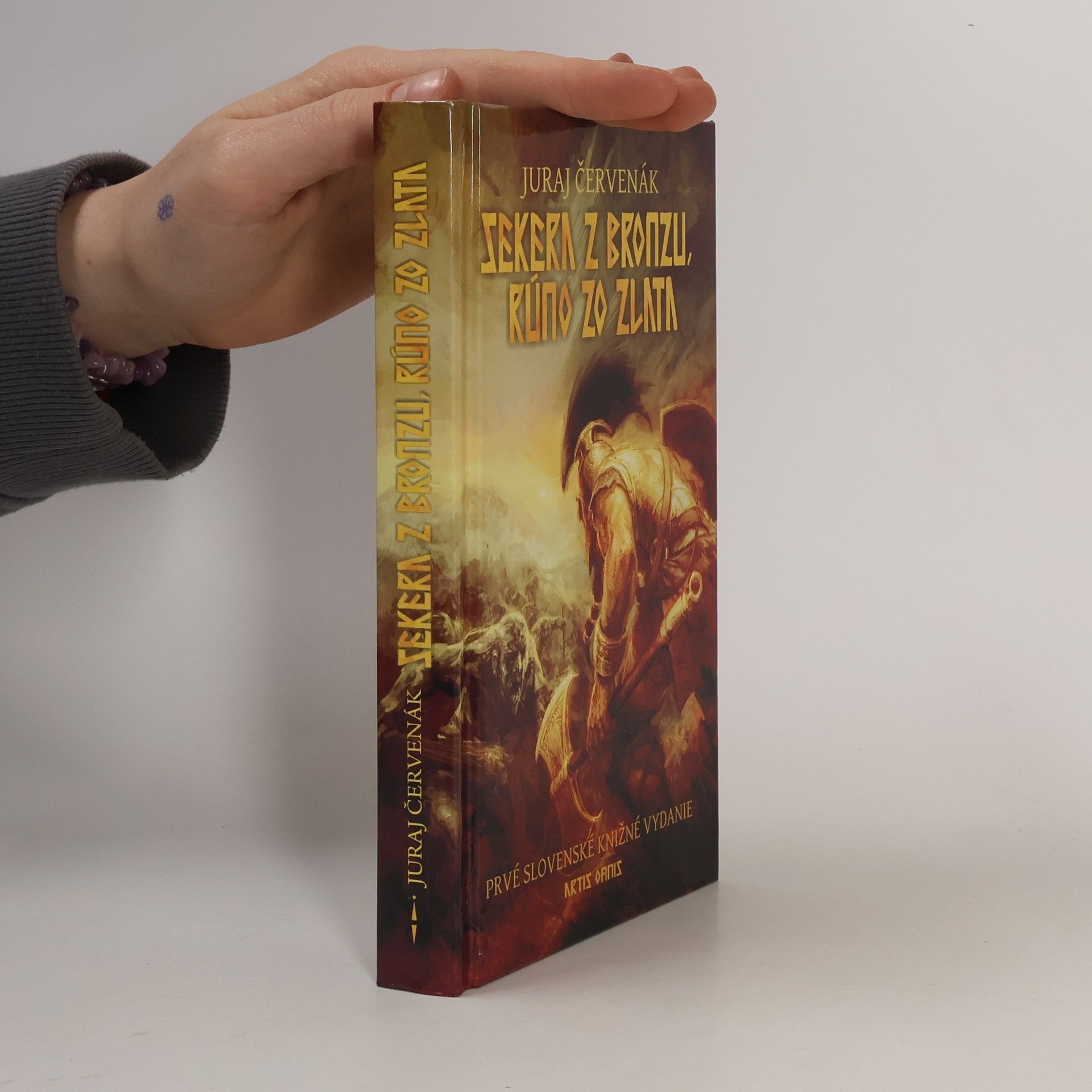 Juraj Červenák Sekera z bronzu, rúno zo zlata