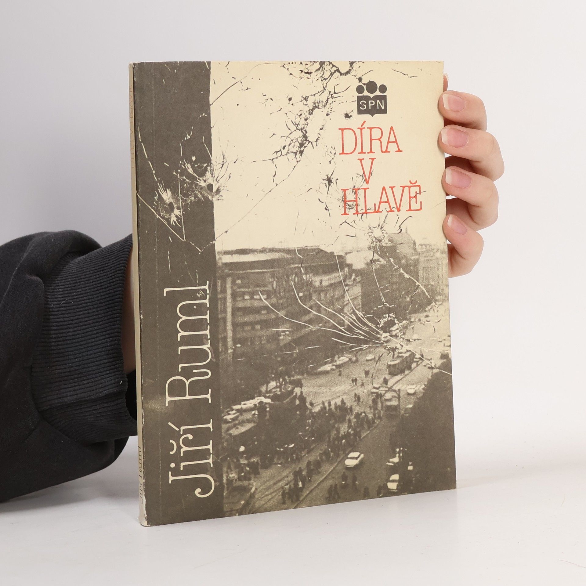 Jiří Ruml Díra v hlavě