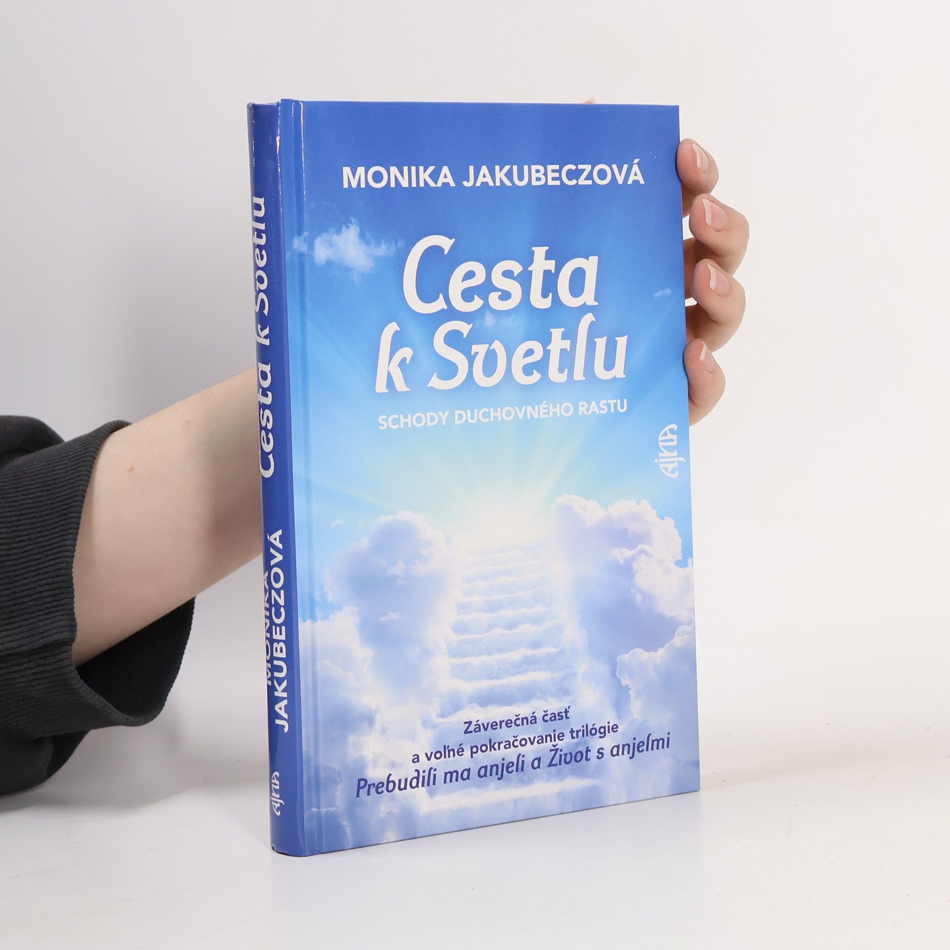 Jakubeczová Monika Cesta k Svetu