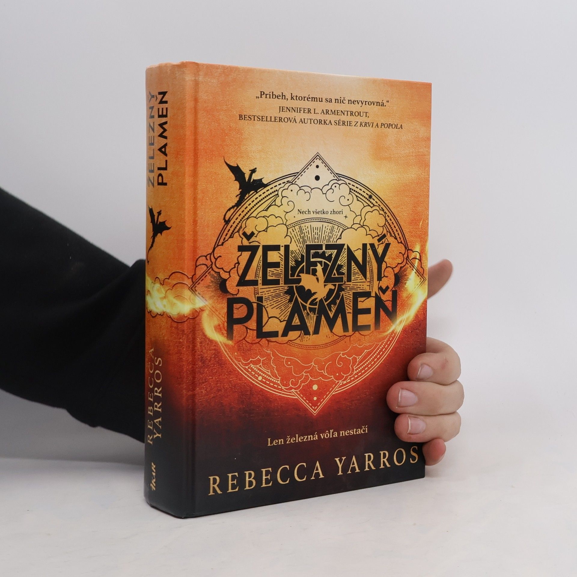 Rebecca Yarros Železný plameň