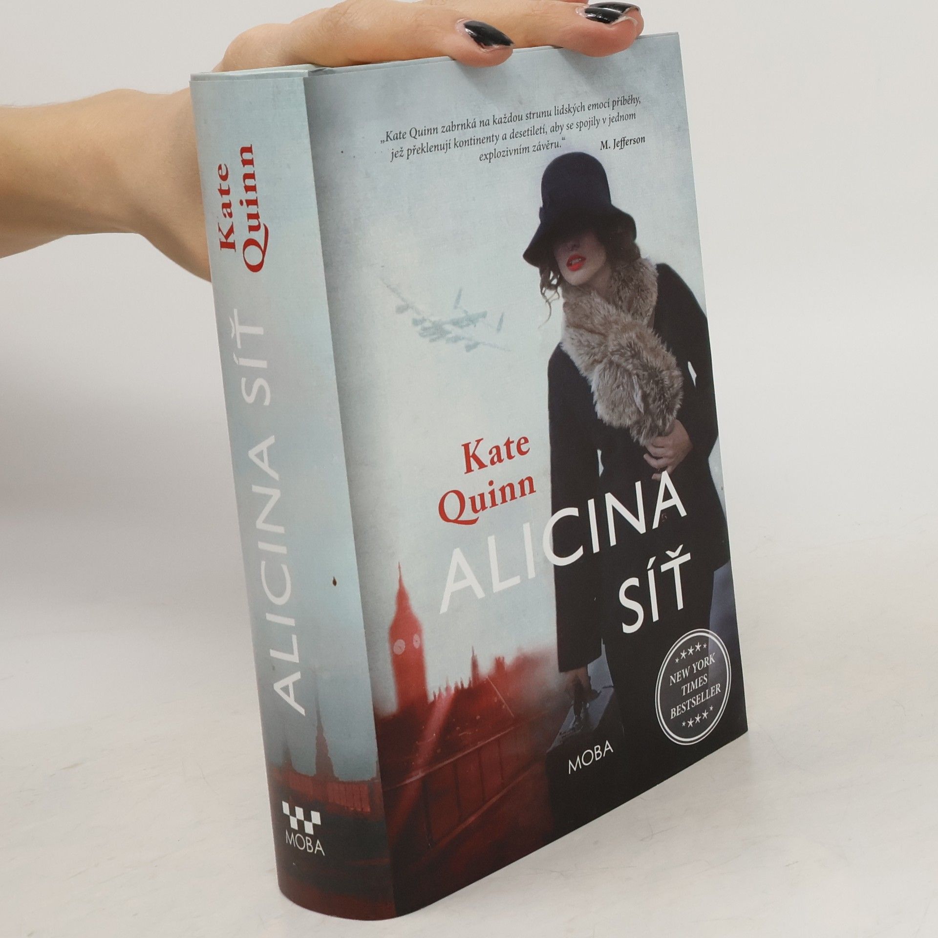 Kate Quinn Alicina síť