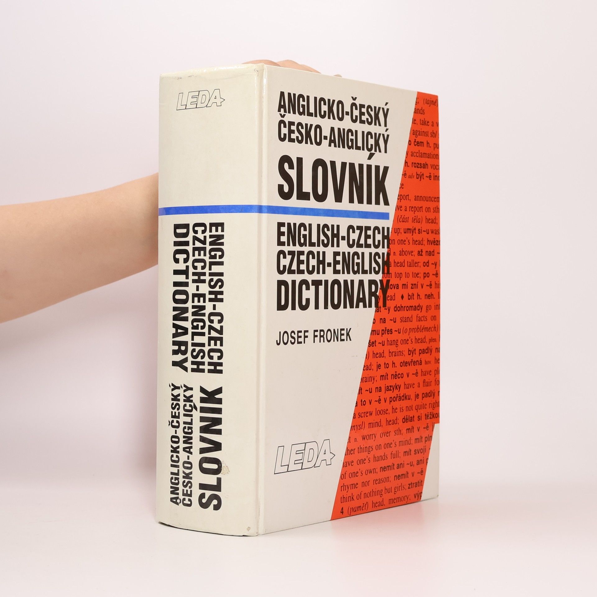 Karel Hais Anglicko-český, česko-anglický slovník; English-Czech, Czech-English Dictionary