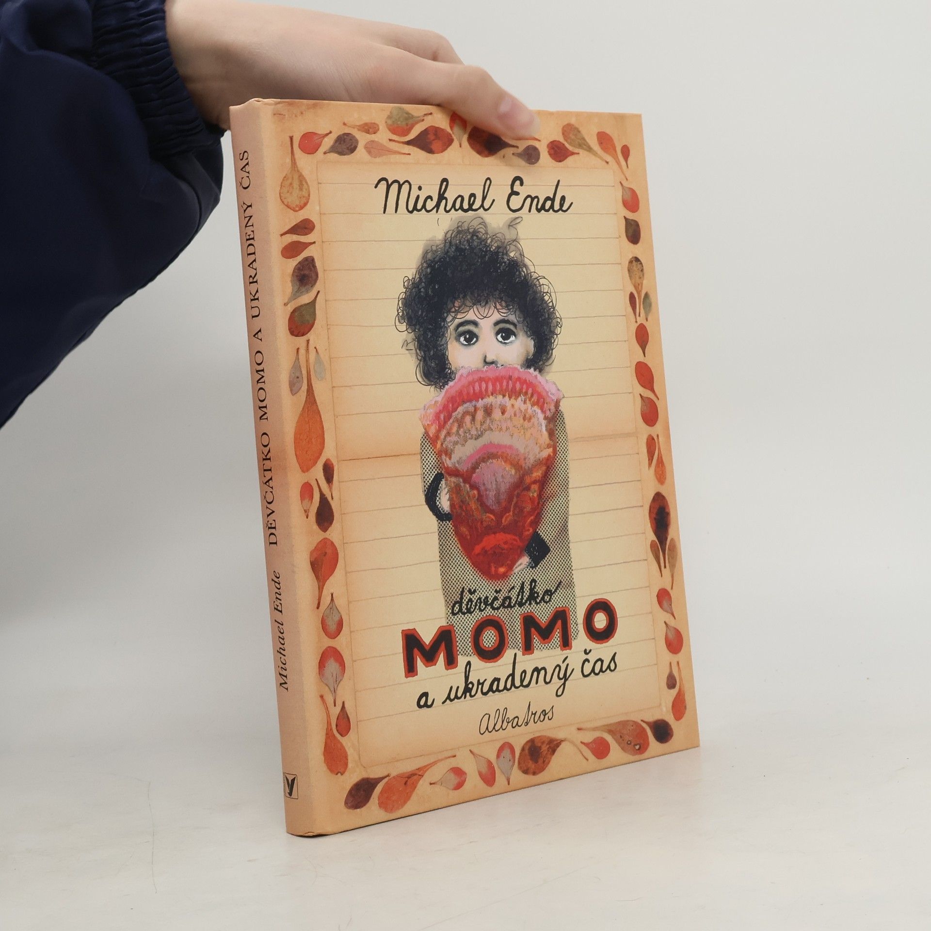 Michael Ende Děvčátko Momo a ukradený čas
